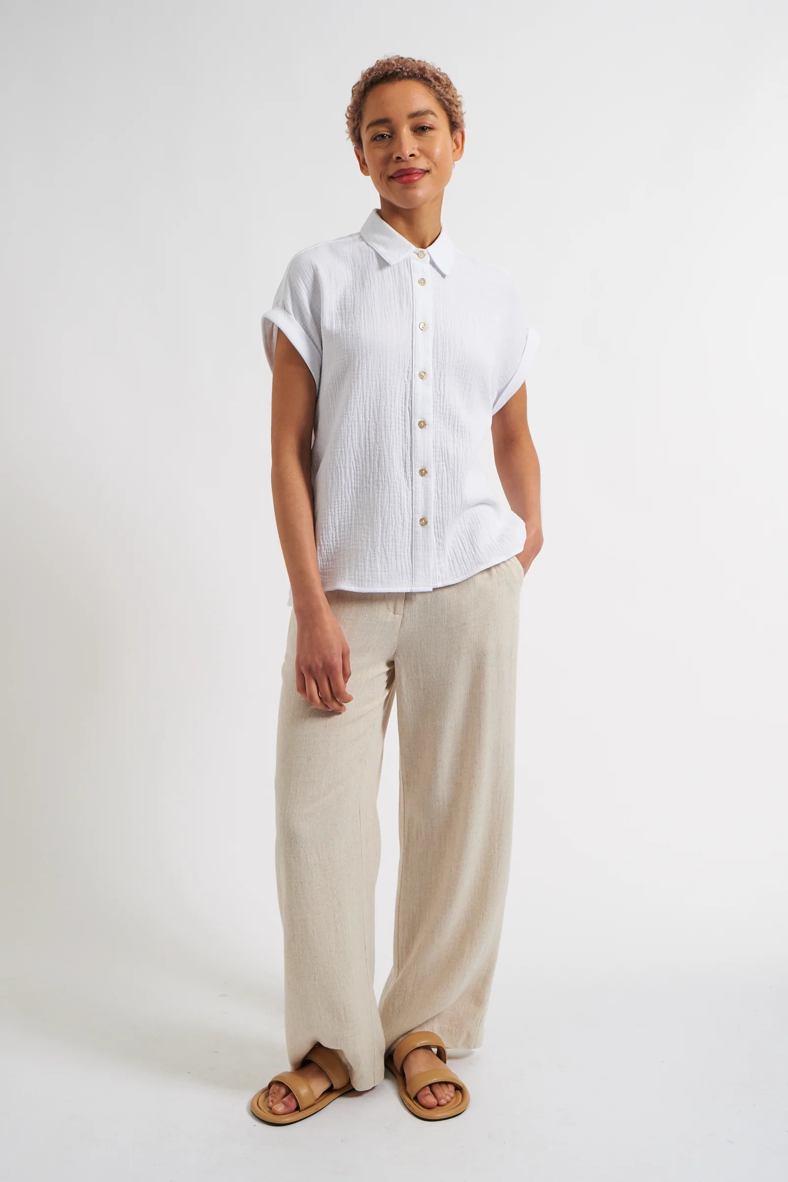 Abinaya White Double Gauze Short Sleeved Shirt - Image 4