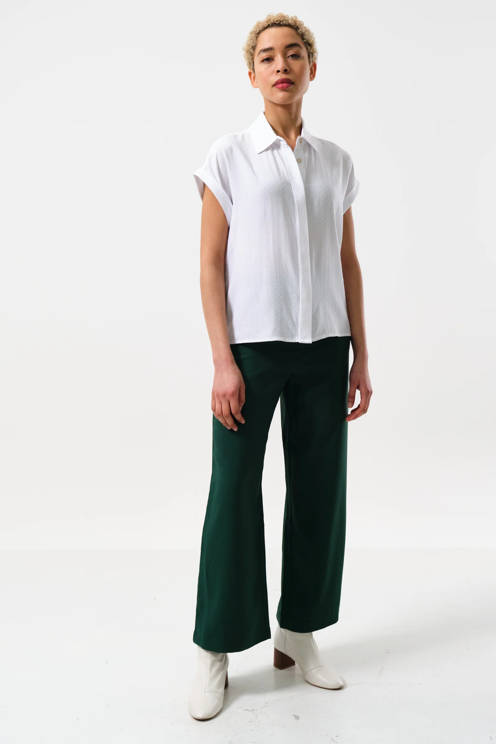Abinaya Self Spot Short Sleeved Shirt White - Image 4