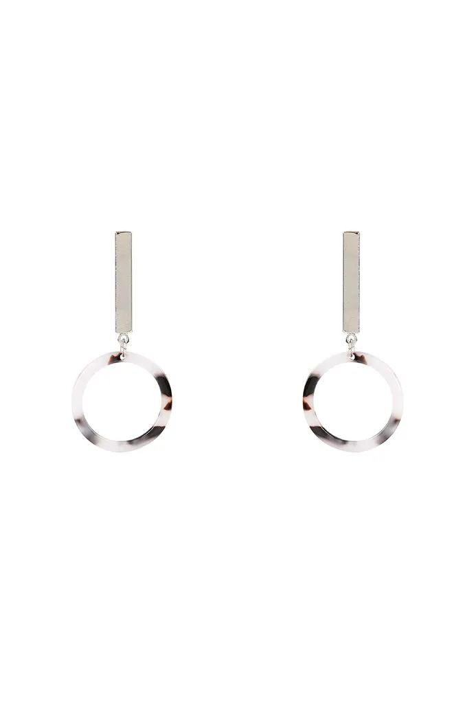 Alexa Tortoiseshell Drop Earrings - Image 2