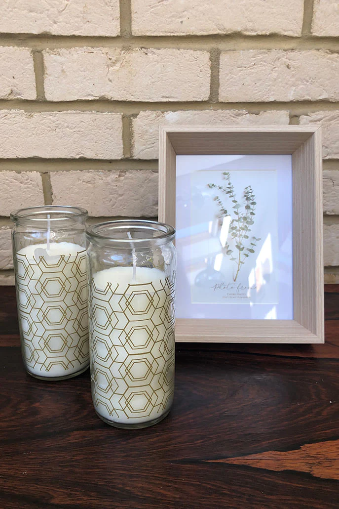 Amber And Cedarwood Geometric Glass Candle - Image 4