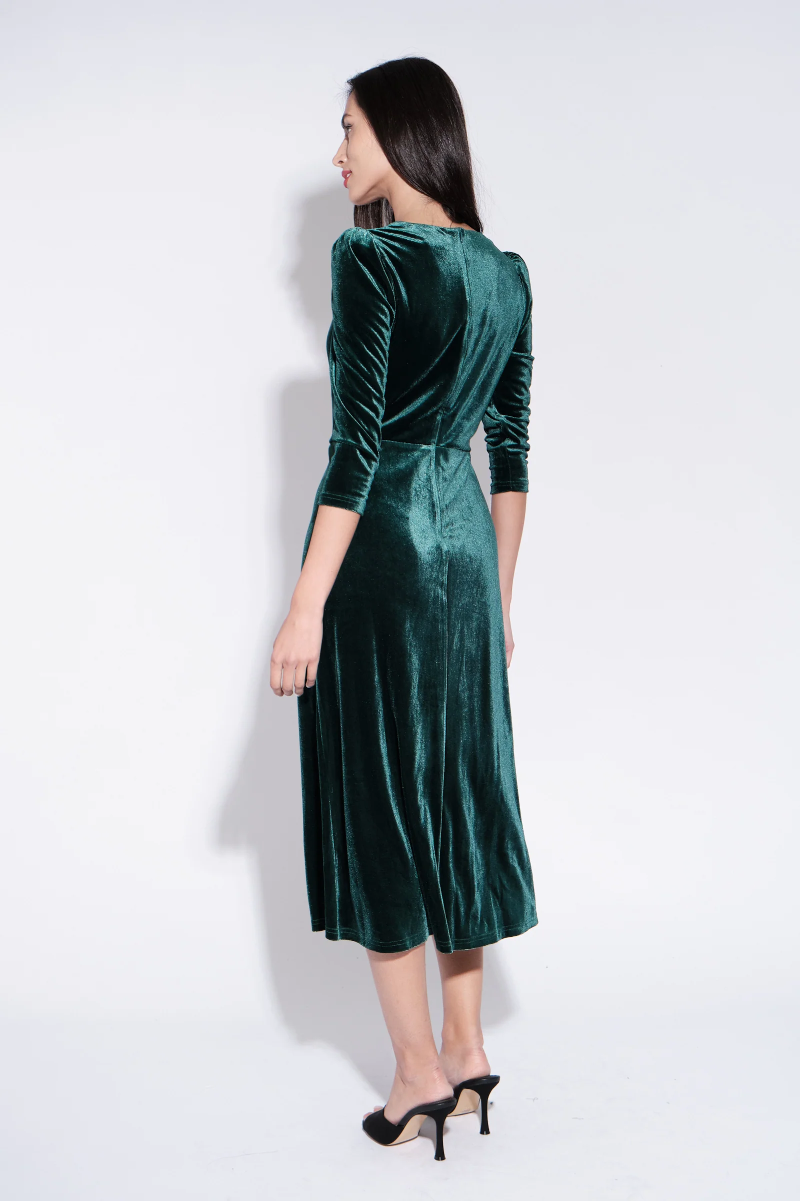 Ambrose Velvet Midi Dress in Green - Image 2