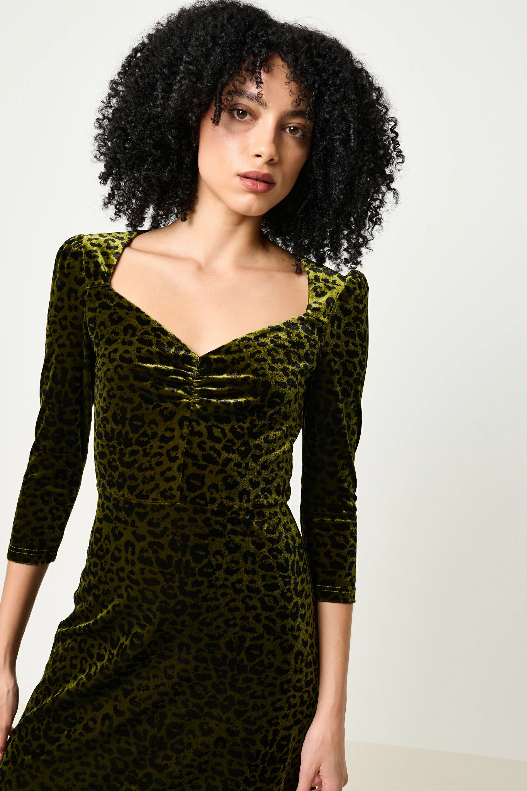 Ambrose Velvet Roar Midi Dress - Kiwi - Image 3
