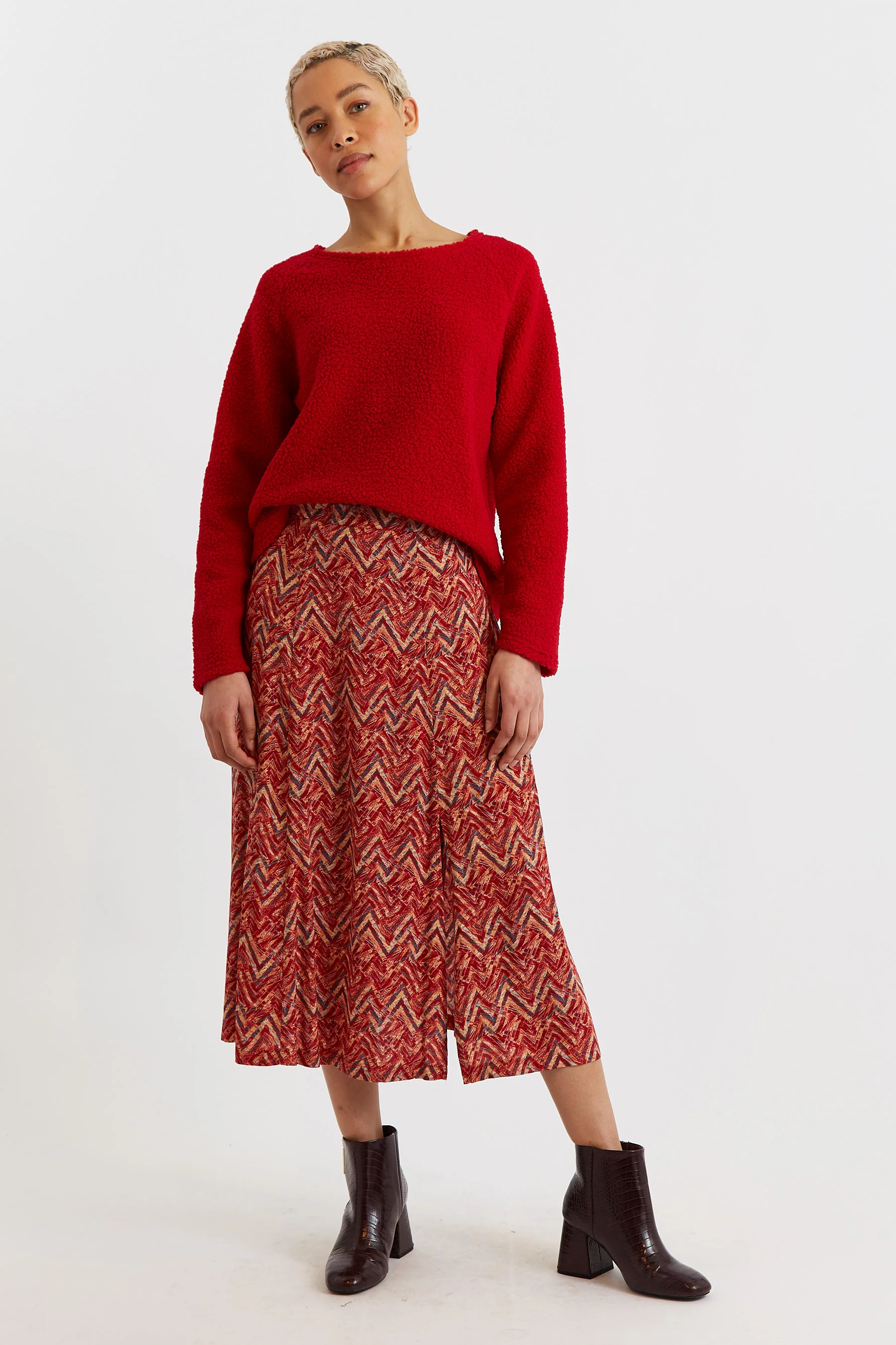 Blanka Borg Sweatshirt - Red - Image 4