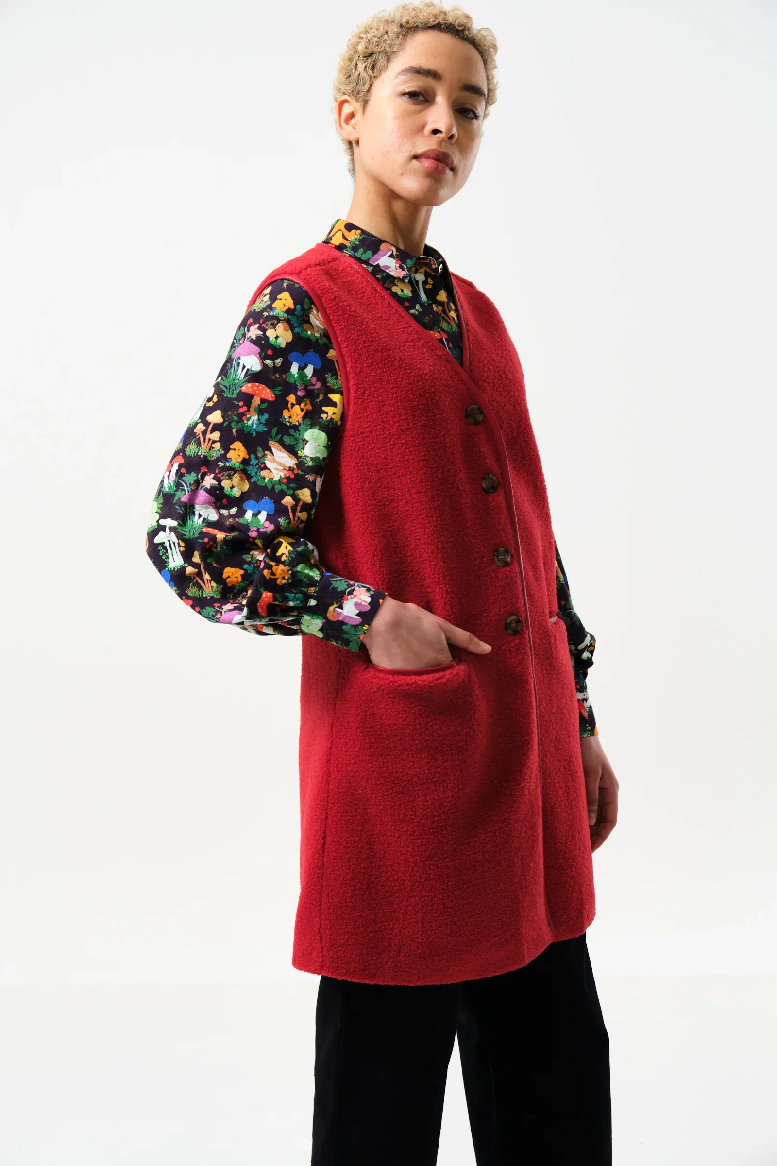 Cathel Borg Longline Waistcoat - Red - Image 4