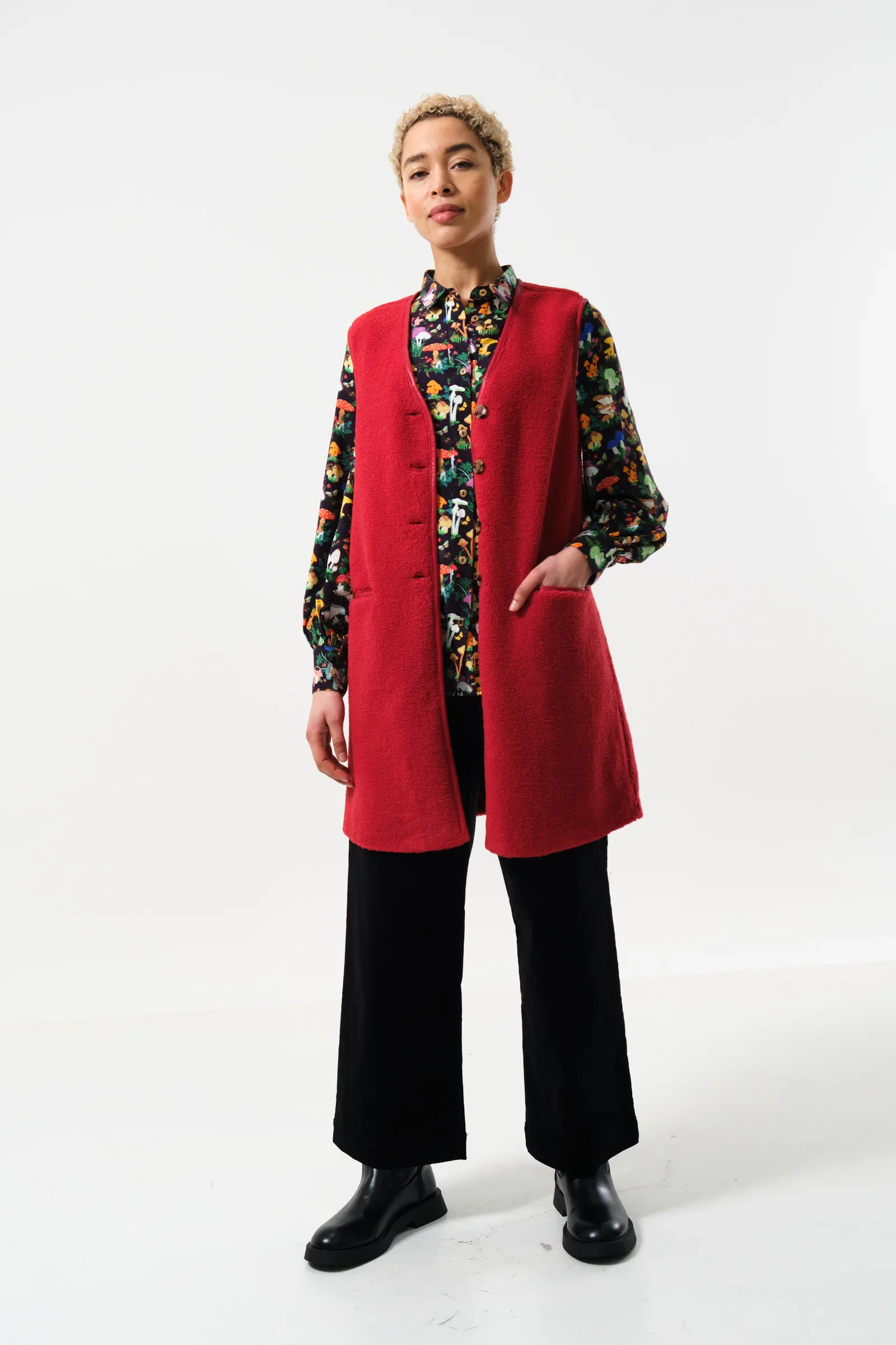 Cathel Borg Longline Waistcoat - Red - Image 6