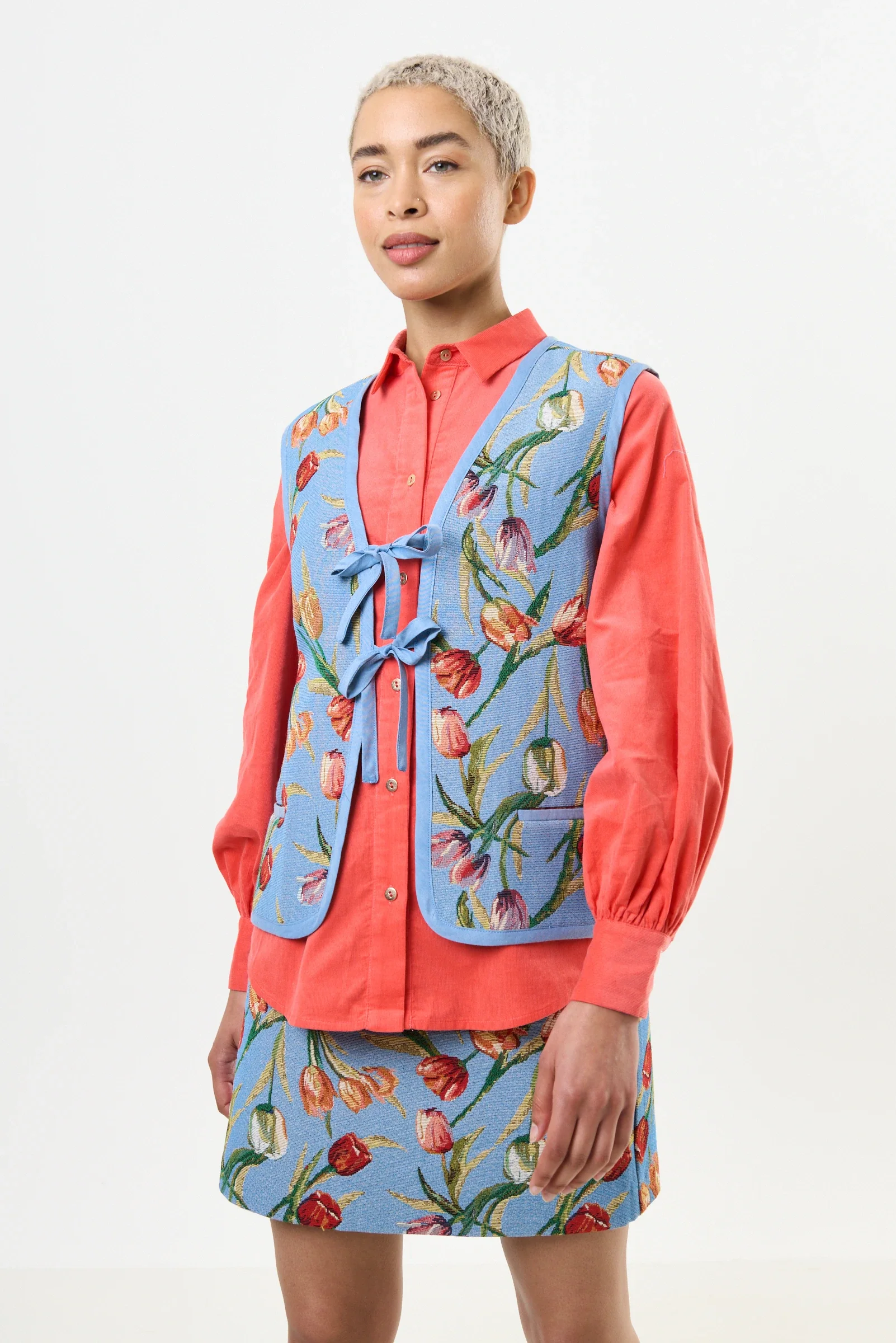 Claude Tulip Jacquard Tie Front Waistcoat - Blue - Image 3