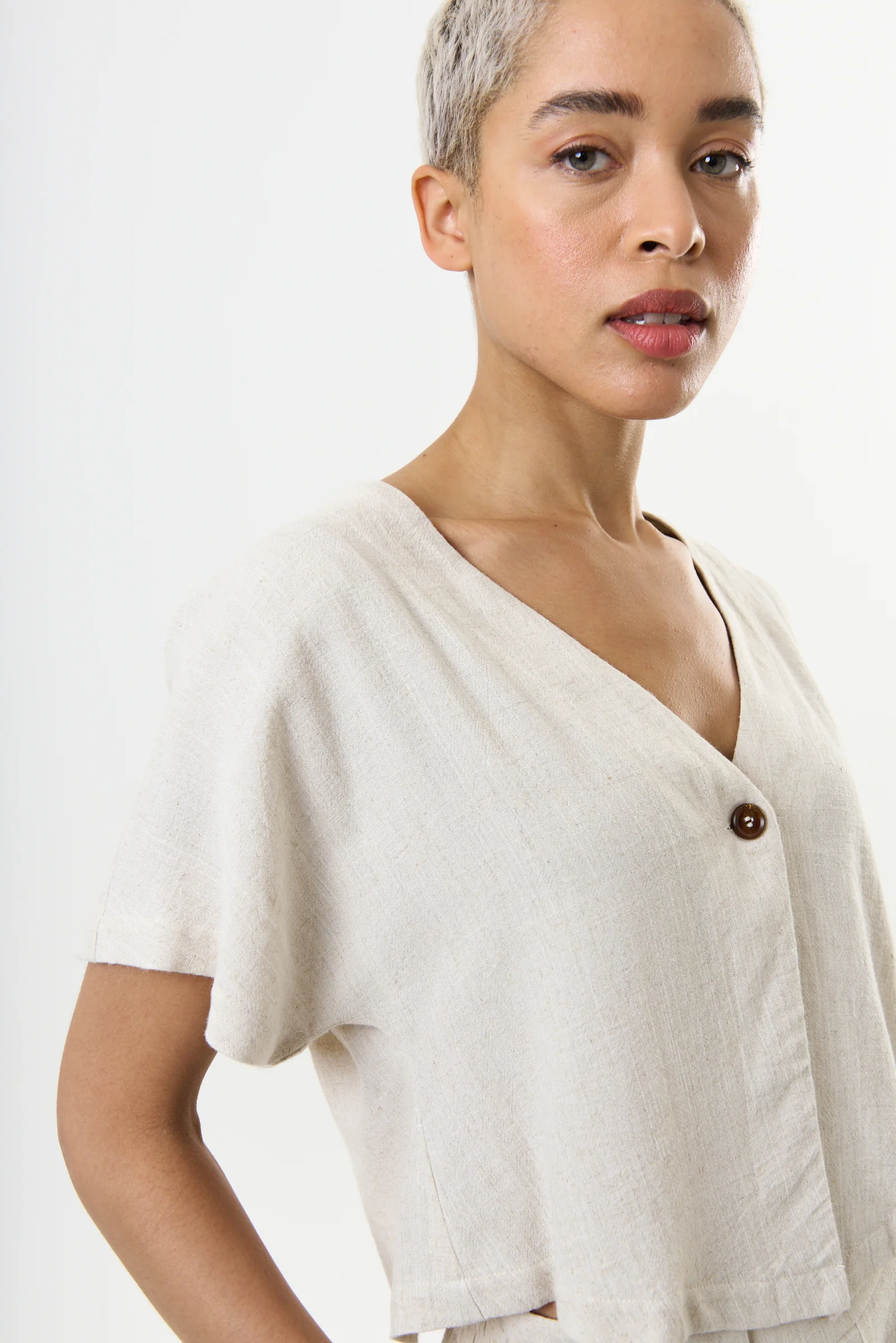 Cloe Linen Mix Waistcoat Top - Natural - Image 3