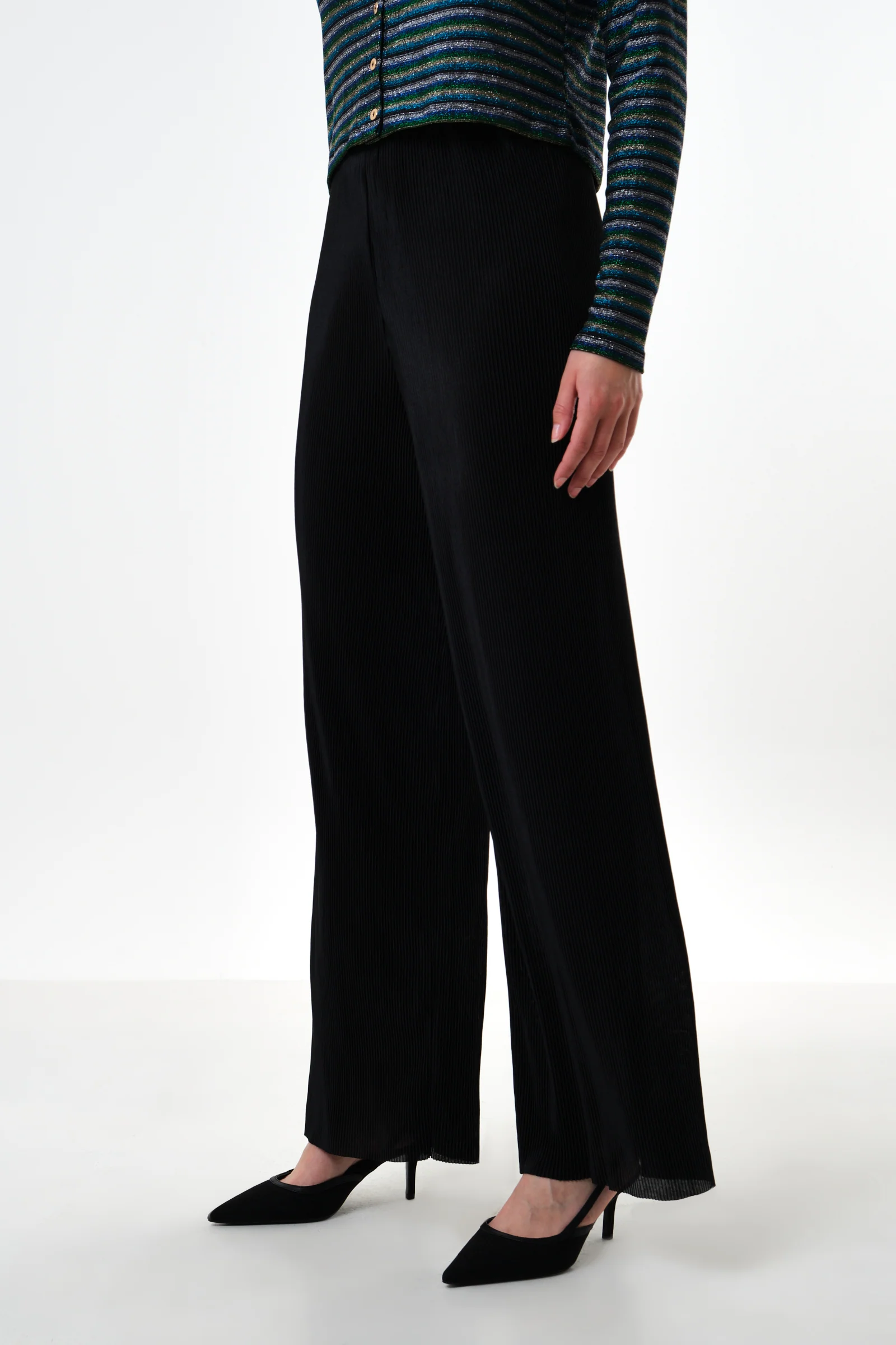 Clothide Pleated Wide Leg Trousers - Black - Image 2