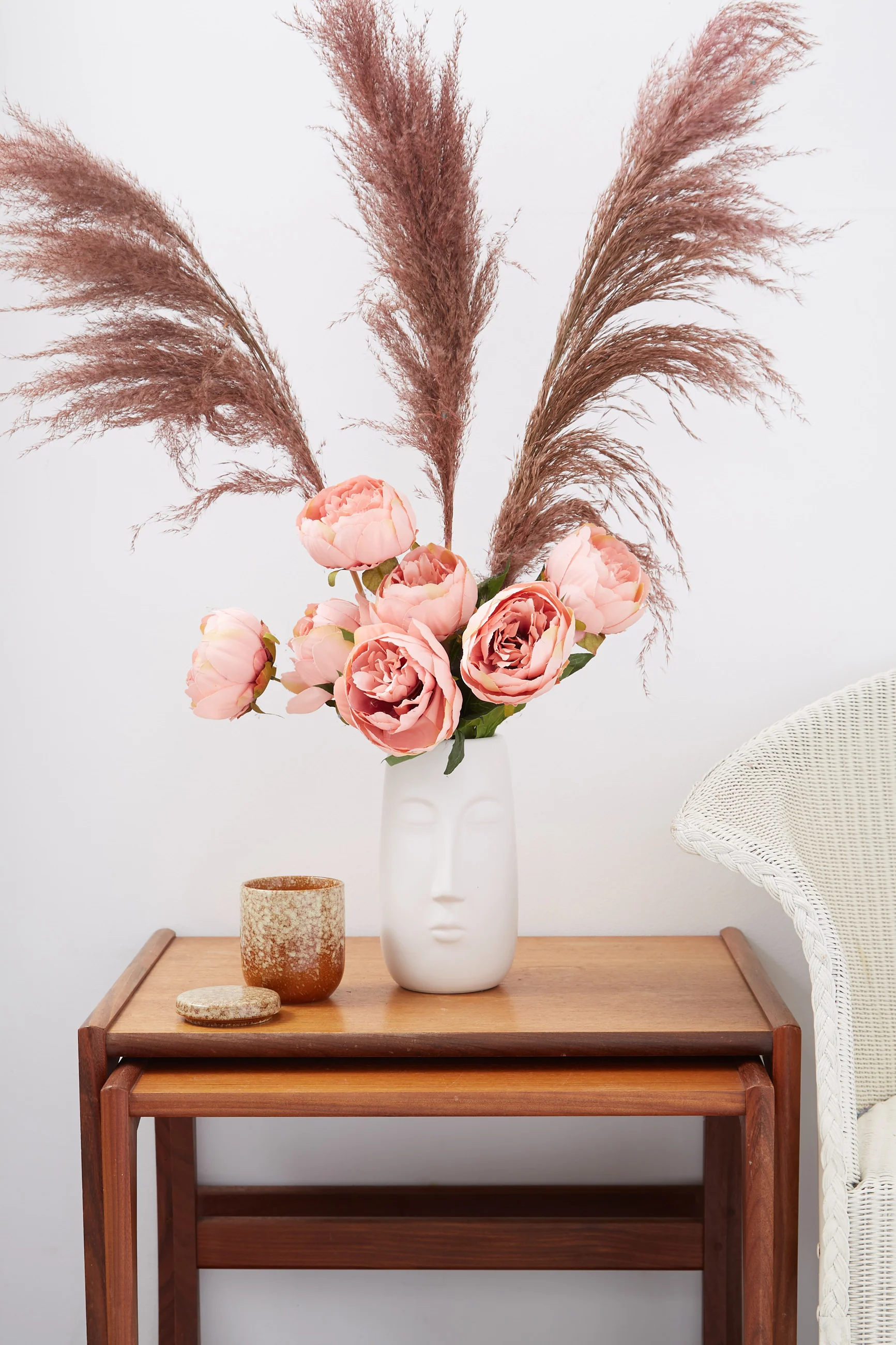 3 Stems of Blush Pink Pampas Grass - Image 3