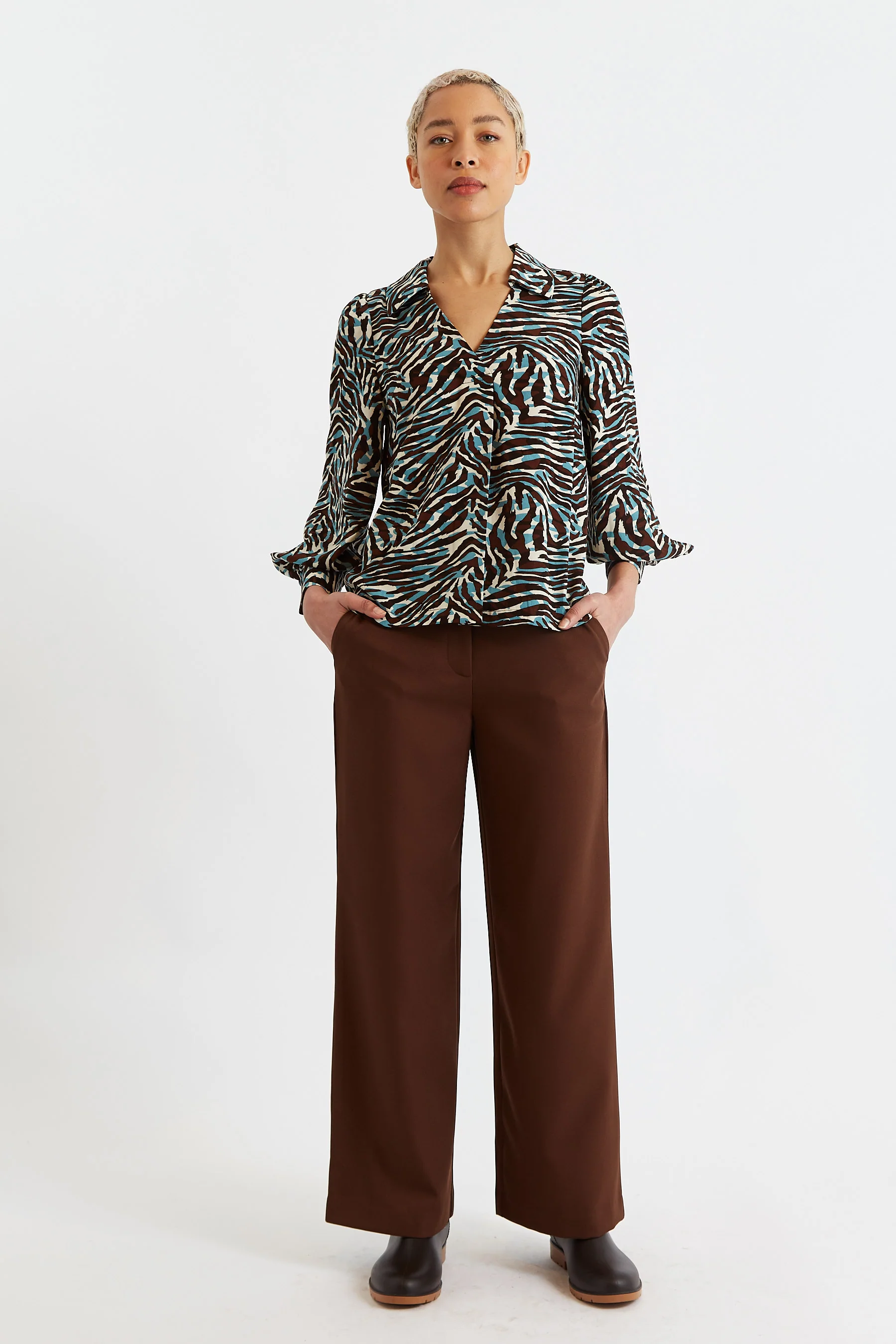 Debbi Roar Print Pop On Shirt - Image 4
