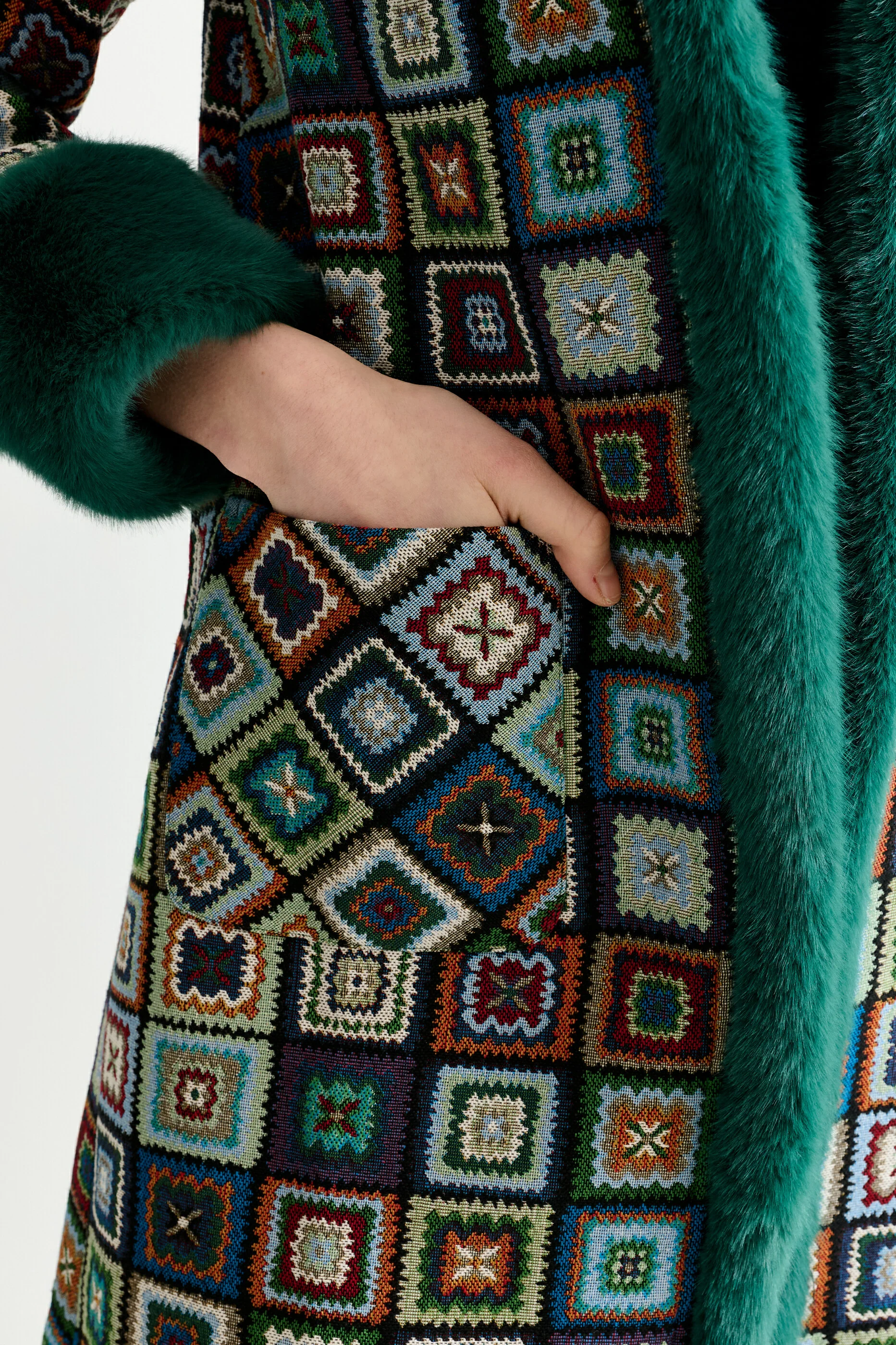 Delphia 70'S Patch Jacquard Fur Trim Coat - Image 4