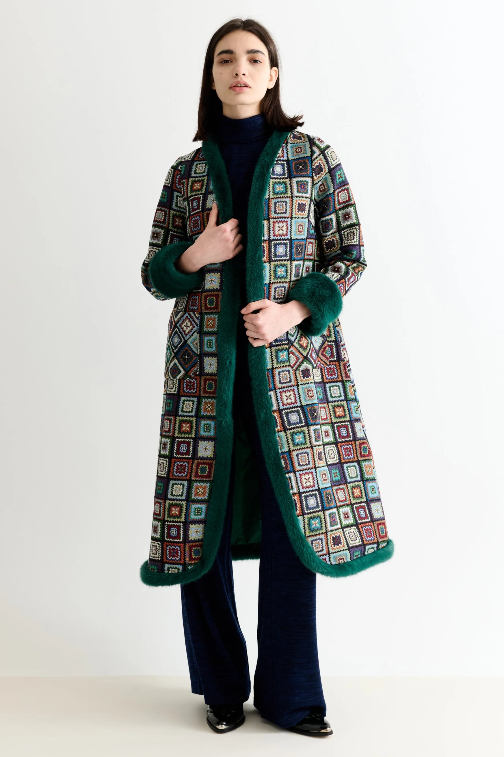 Delphia 70'S Patch Jacquard Fur Trim Coat - Image 7