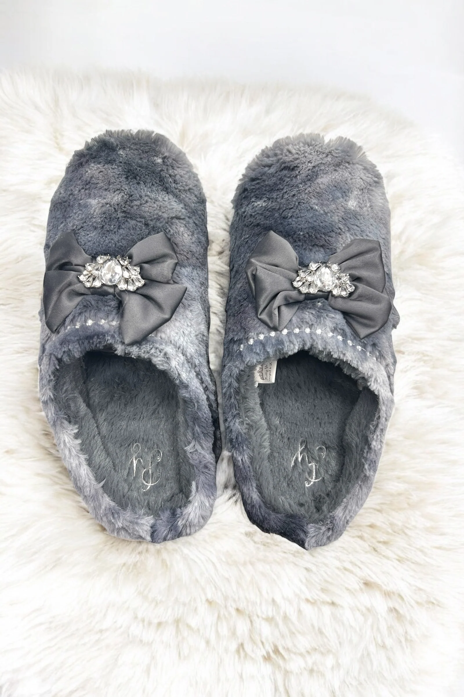 Diamond Bow Faux Fur Slippers - Image 2