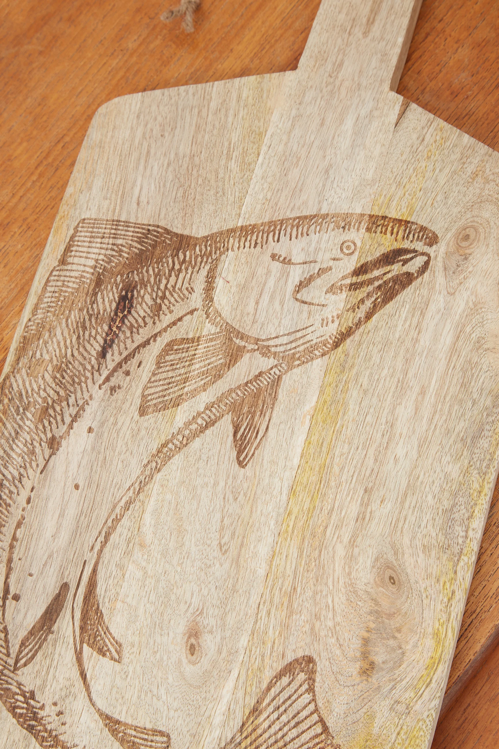 Fish Etched Wood Chopping Board - Image 2