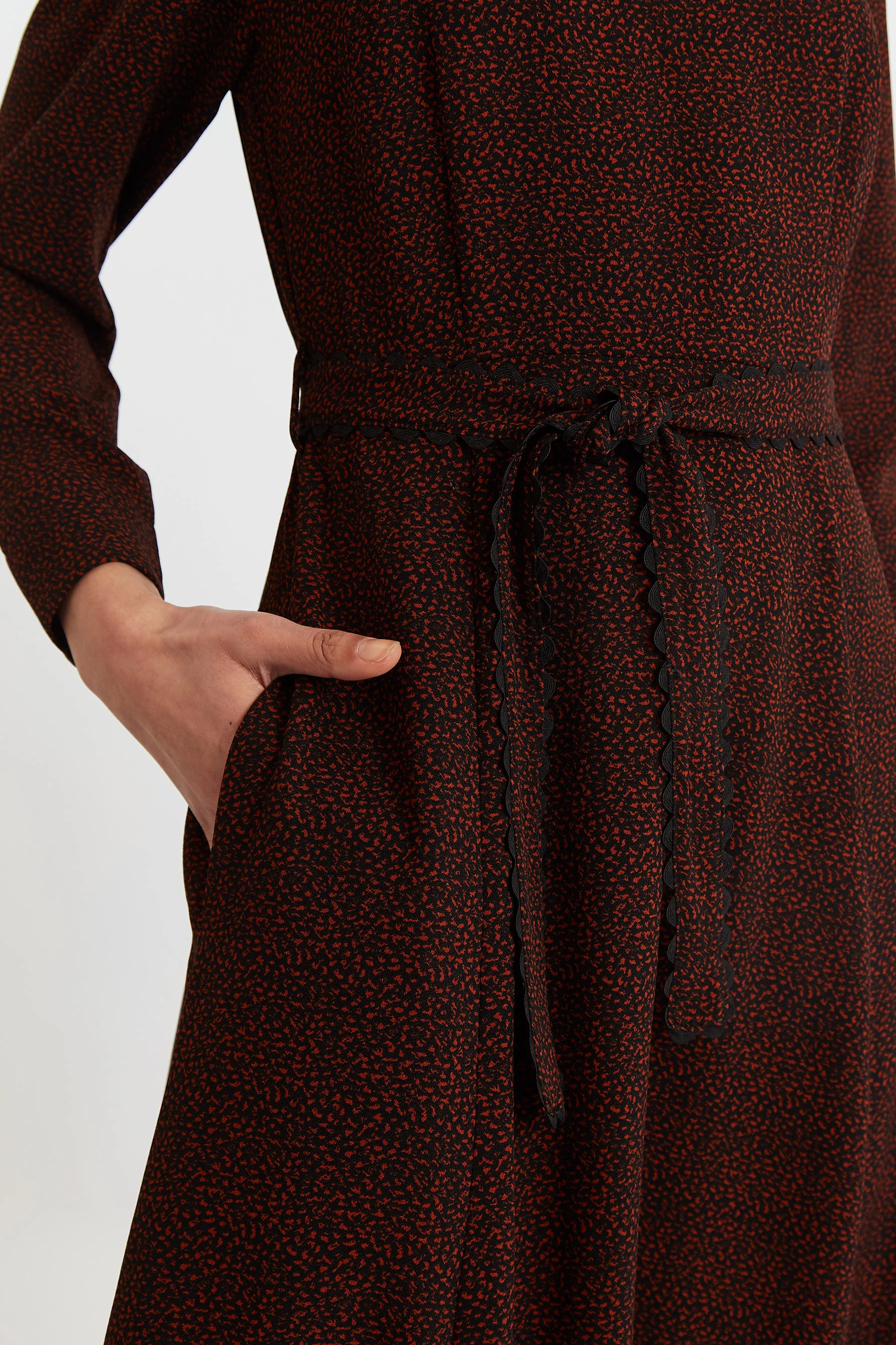 Everly Freckle Print Long Sleeve Midi Dress - Image 4