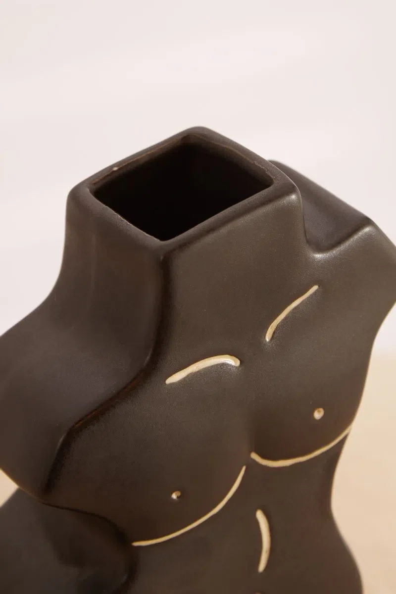 Female Body Shaped Vase - Image 4
