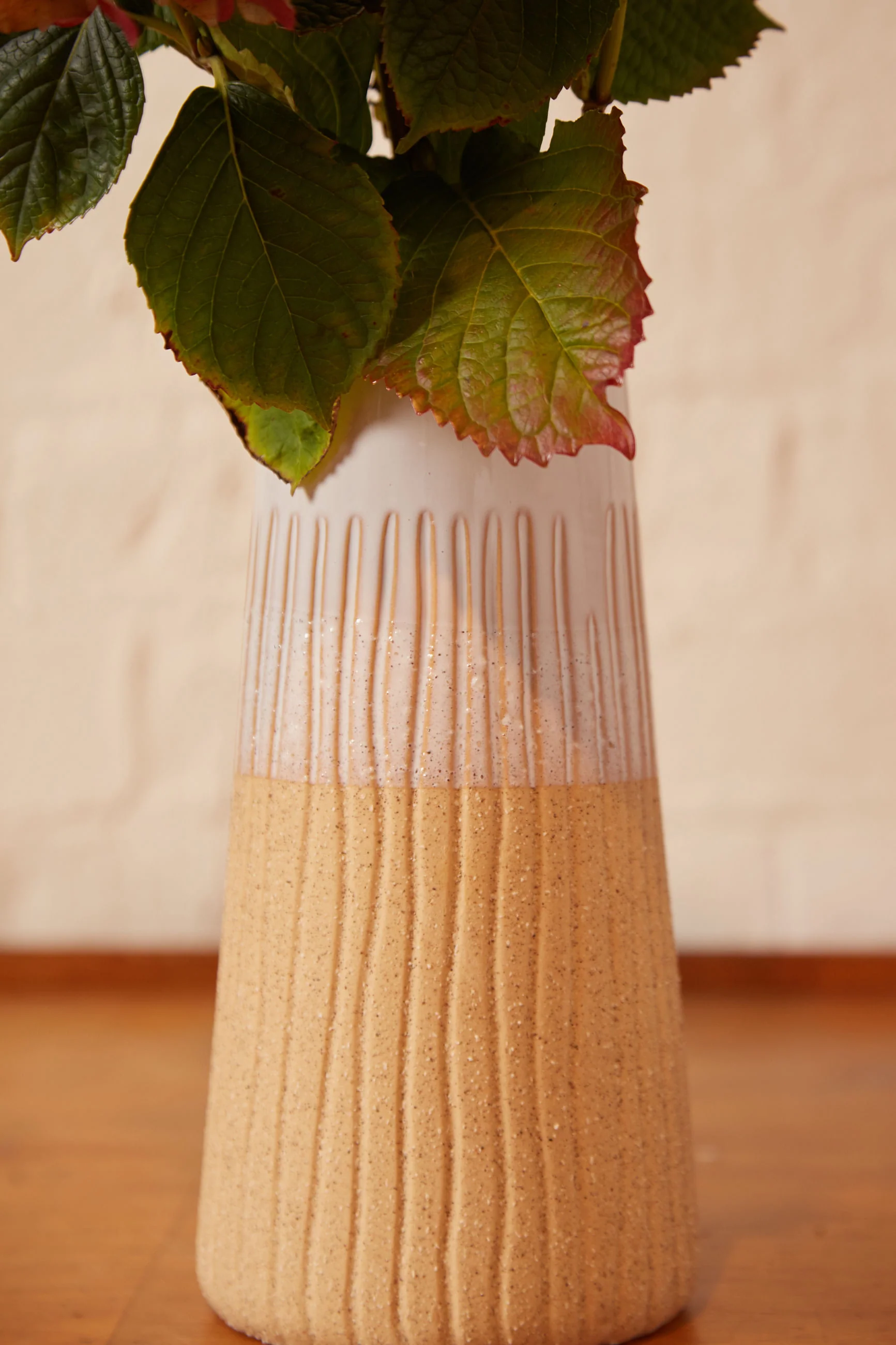 Glazed White And Terracotta Etched Vase - Image 2