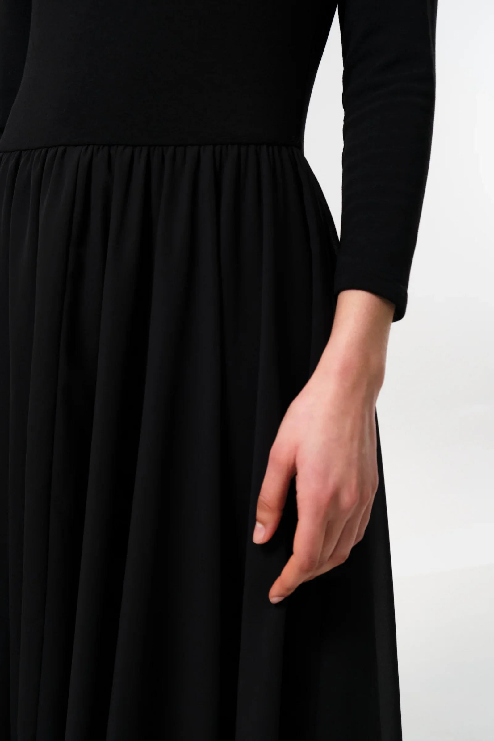 Huxley Ballerina Style Maxi Dress - Black - Image 4