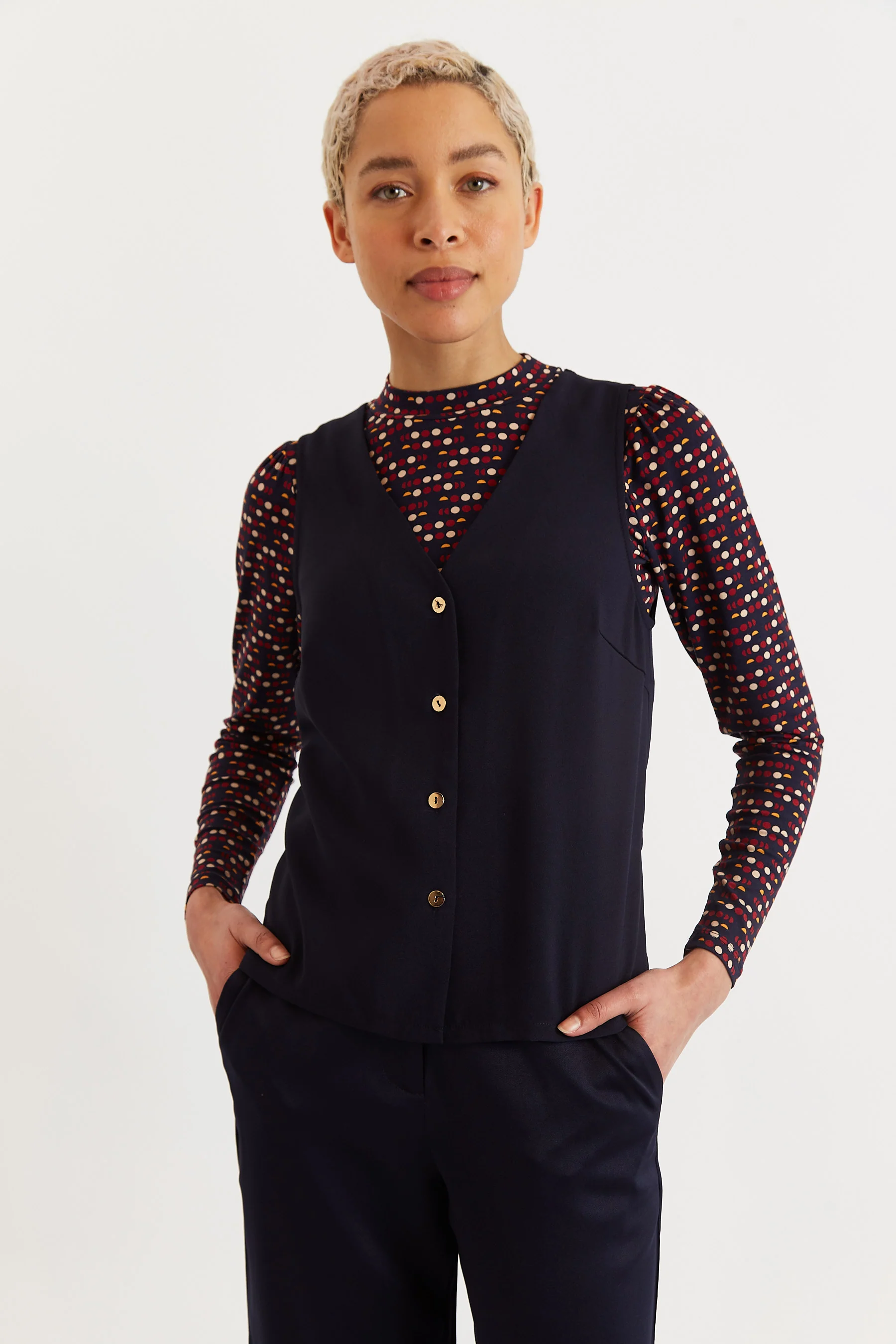 Jakson Sustainable Satin Back Crepe Waistcoat - Navy - Image 4