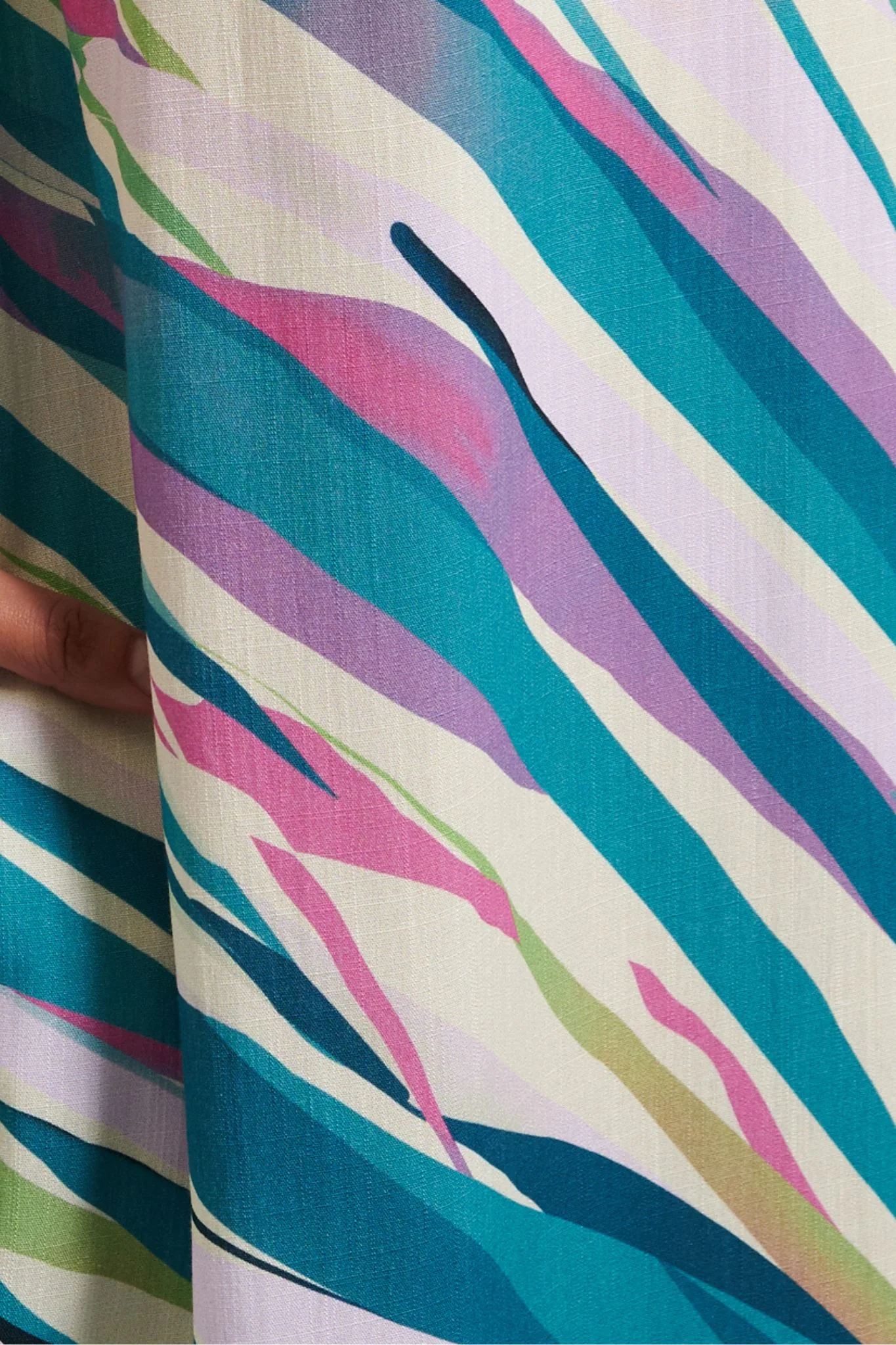 Jema Diagonal Wave Print Midi Sundress - Image 6