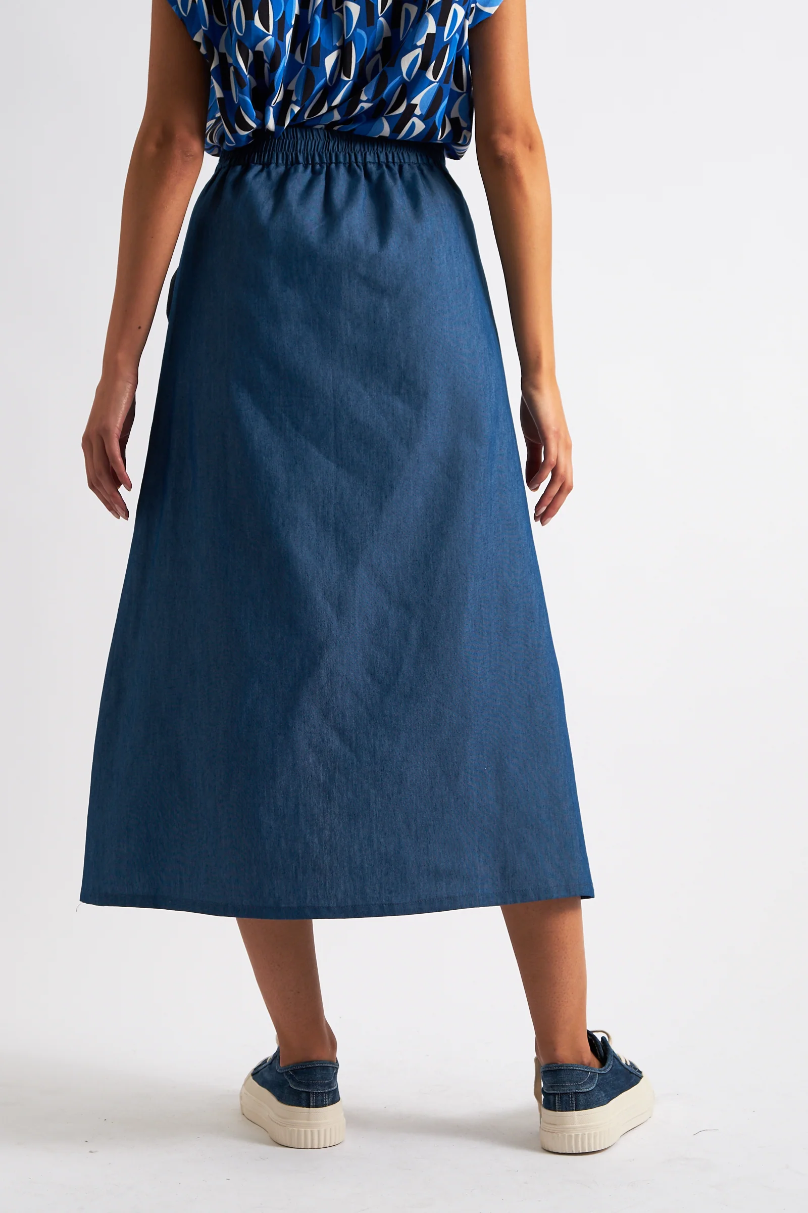 Jessy Chambray Straight Midi Skirt - Image 2