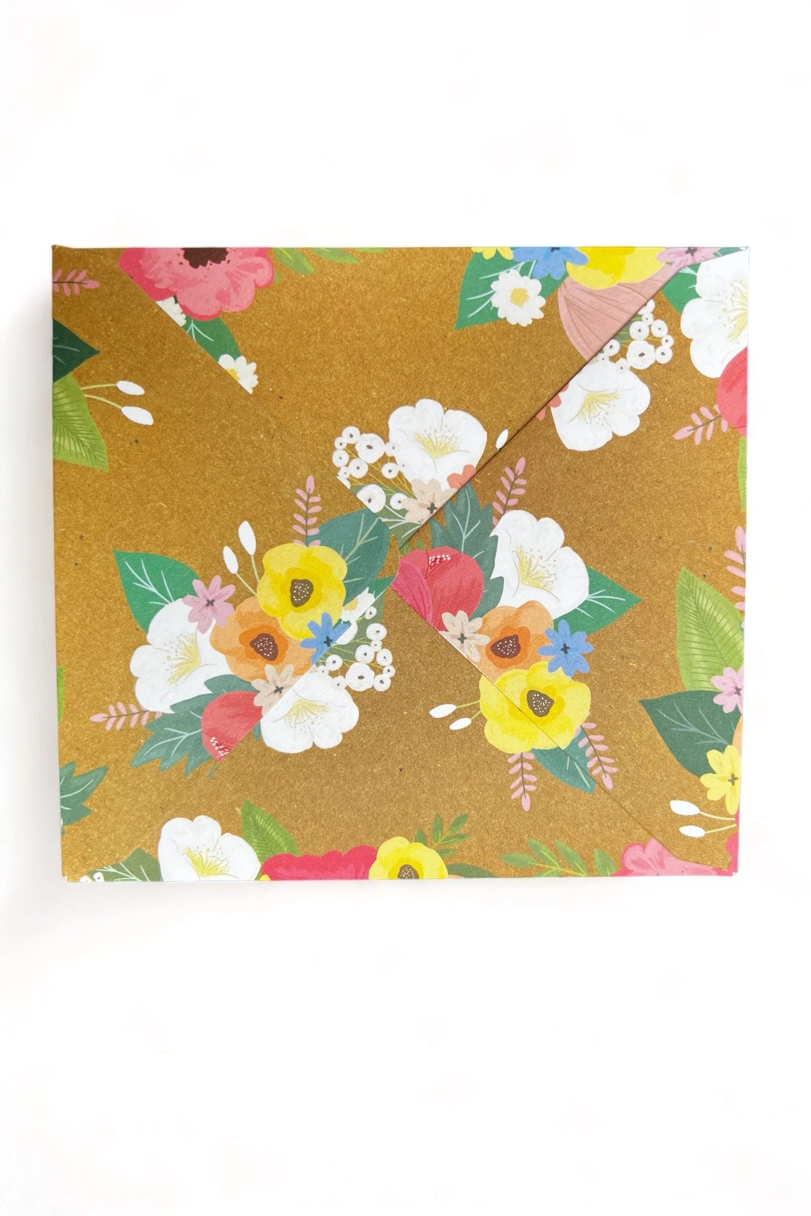 Just Married Floral Card - Image 3