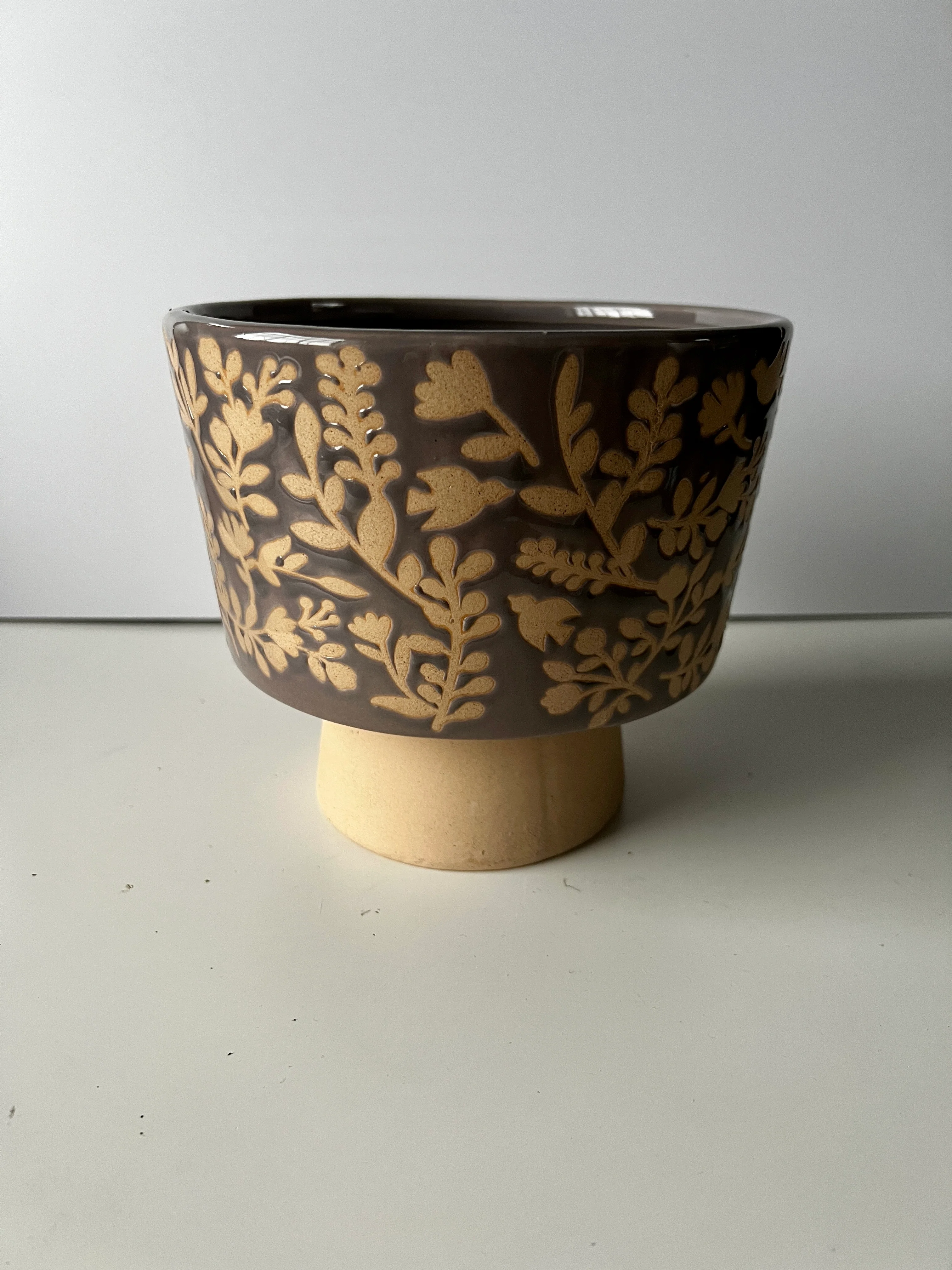 Large Flower Embossed Planter - Image 3