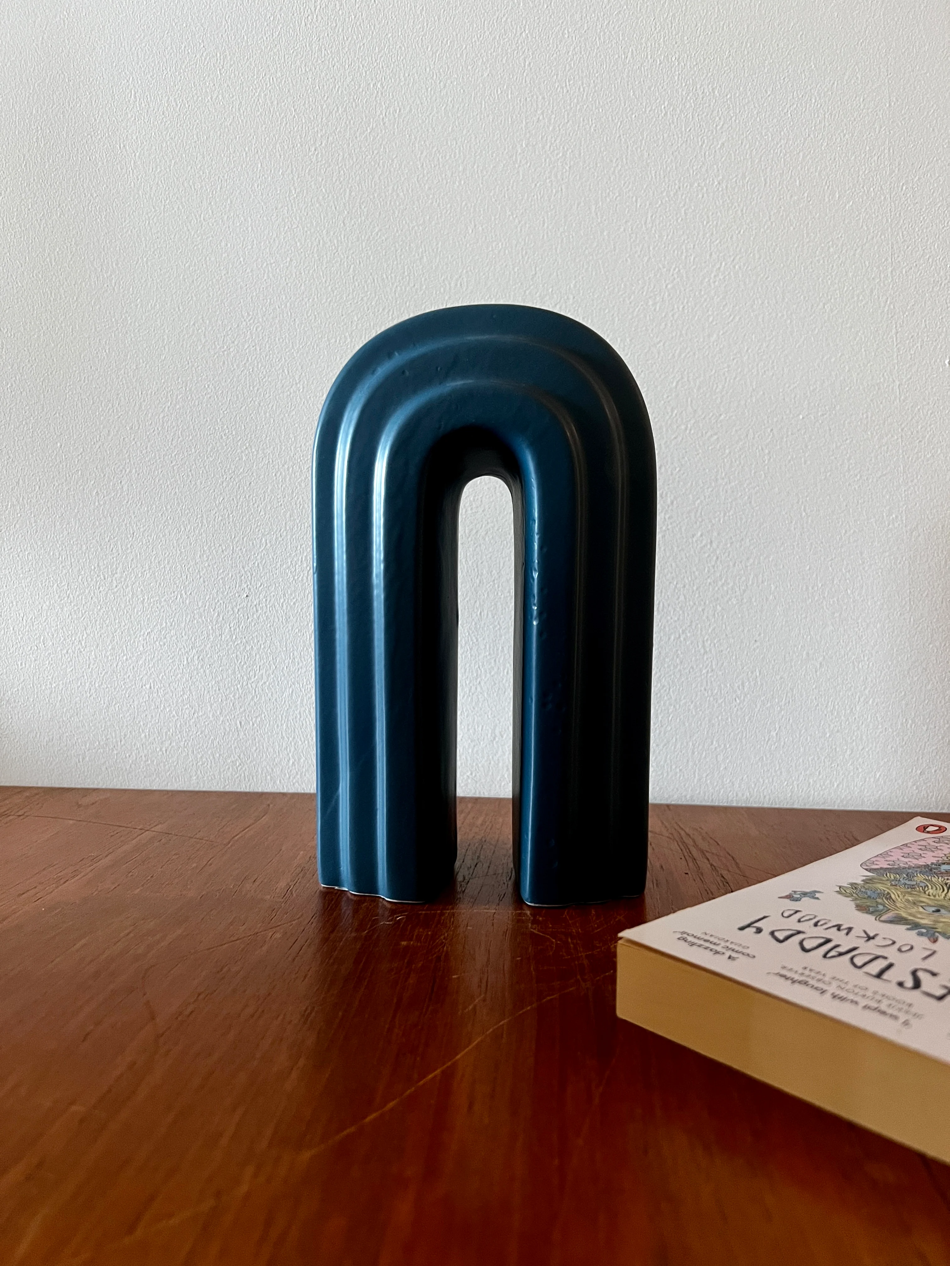 Large Rainbow Vase - Image 3