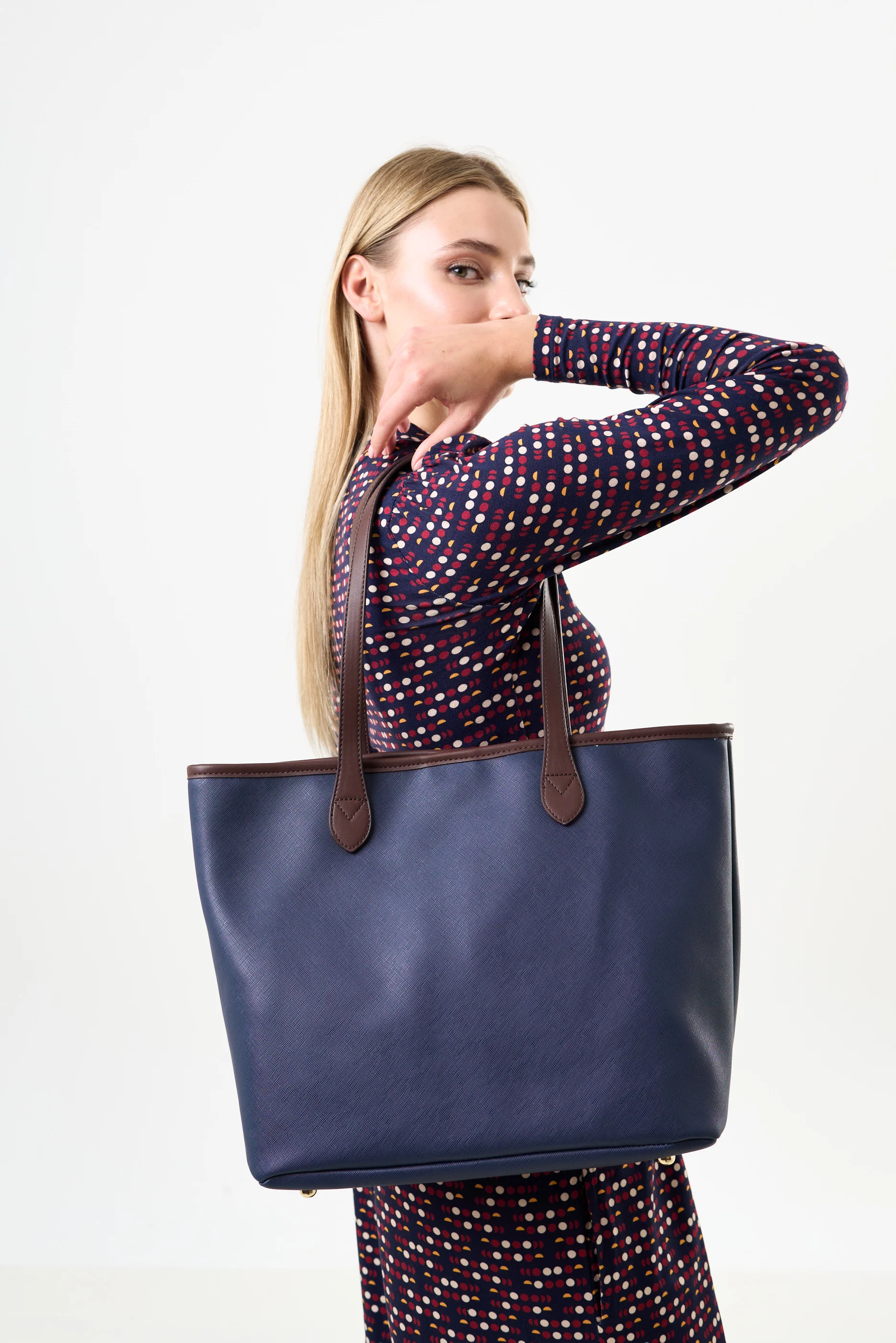 Amelia Contrast Strap Tote Bag - Navy - Image 5