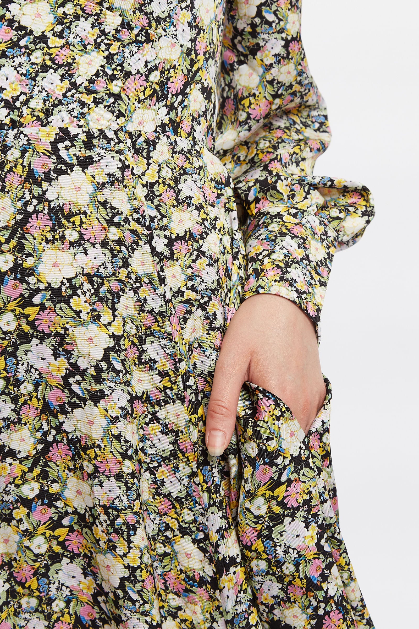 Louche Arwen Petal Parade Print V Back Midi Dress - Image 4