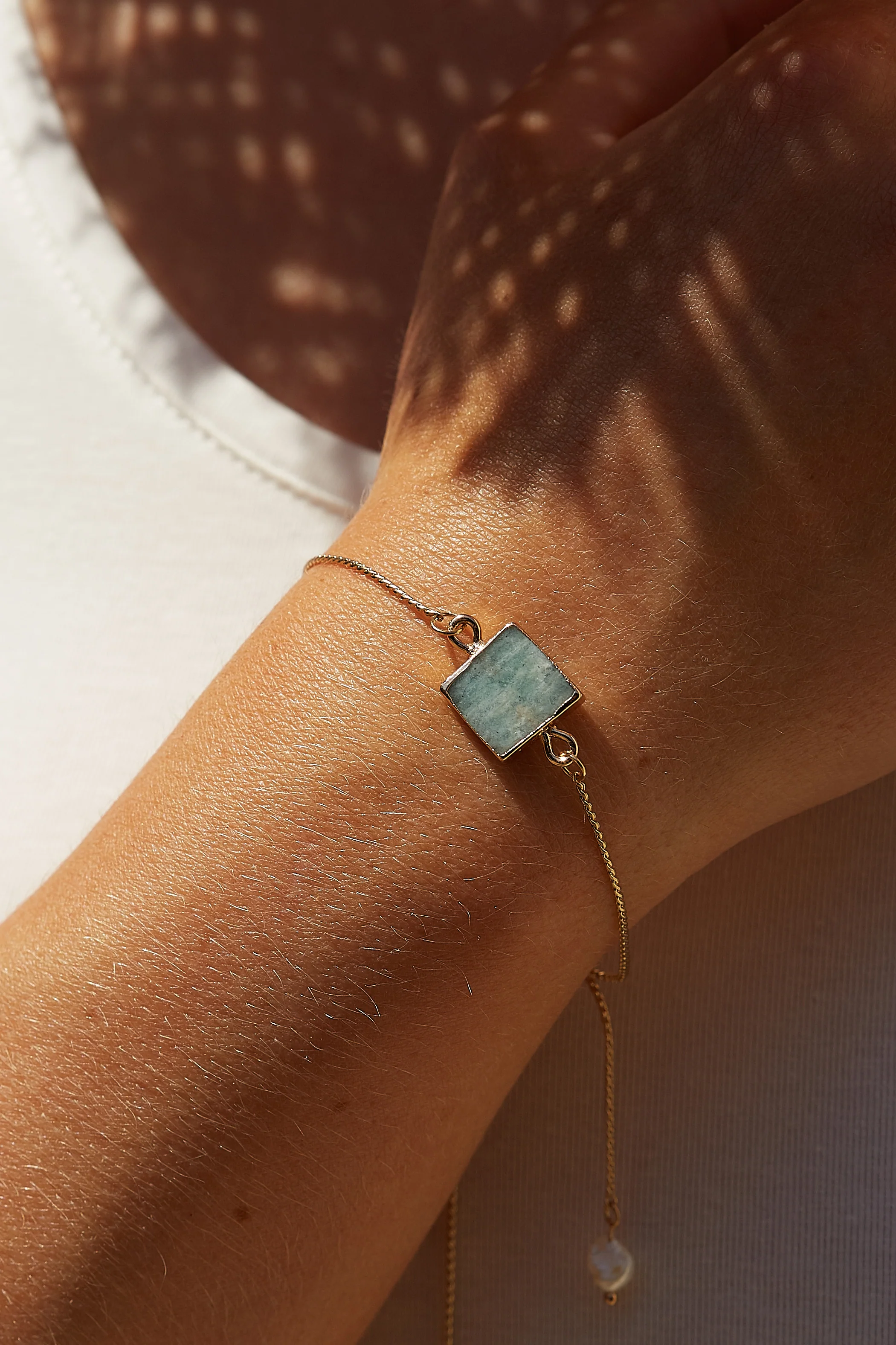 Louche Avondale Gemstone Bracelet in Green - Image 4