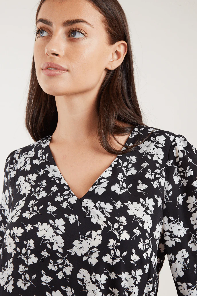 Louche Bindy Mono Sprig Print V Neck Long Sleeve Blouse - Image 3