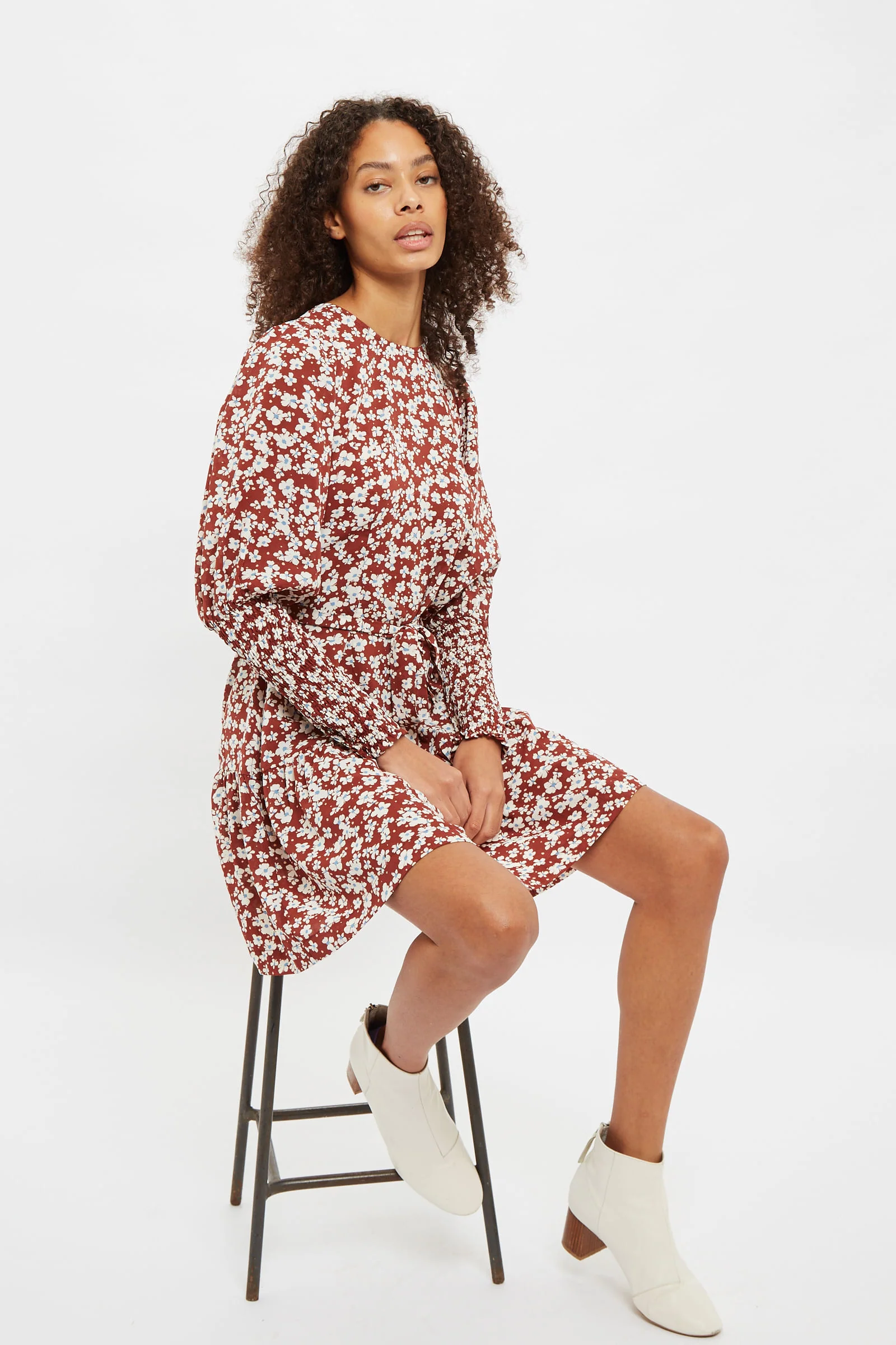 Daphne Pretty Woman Print Statement Sleeve Mini Dress - Image 5