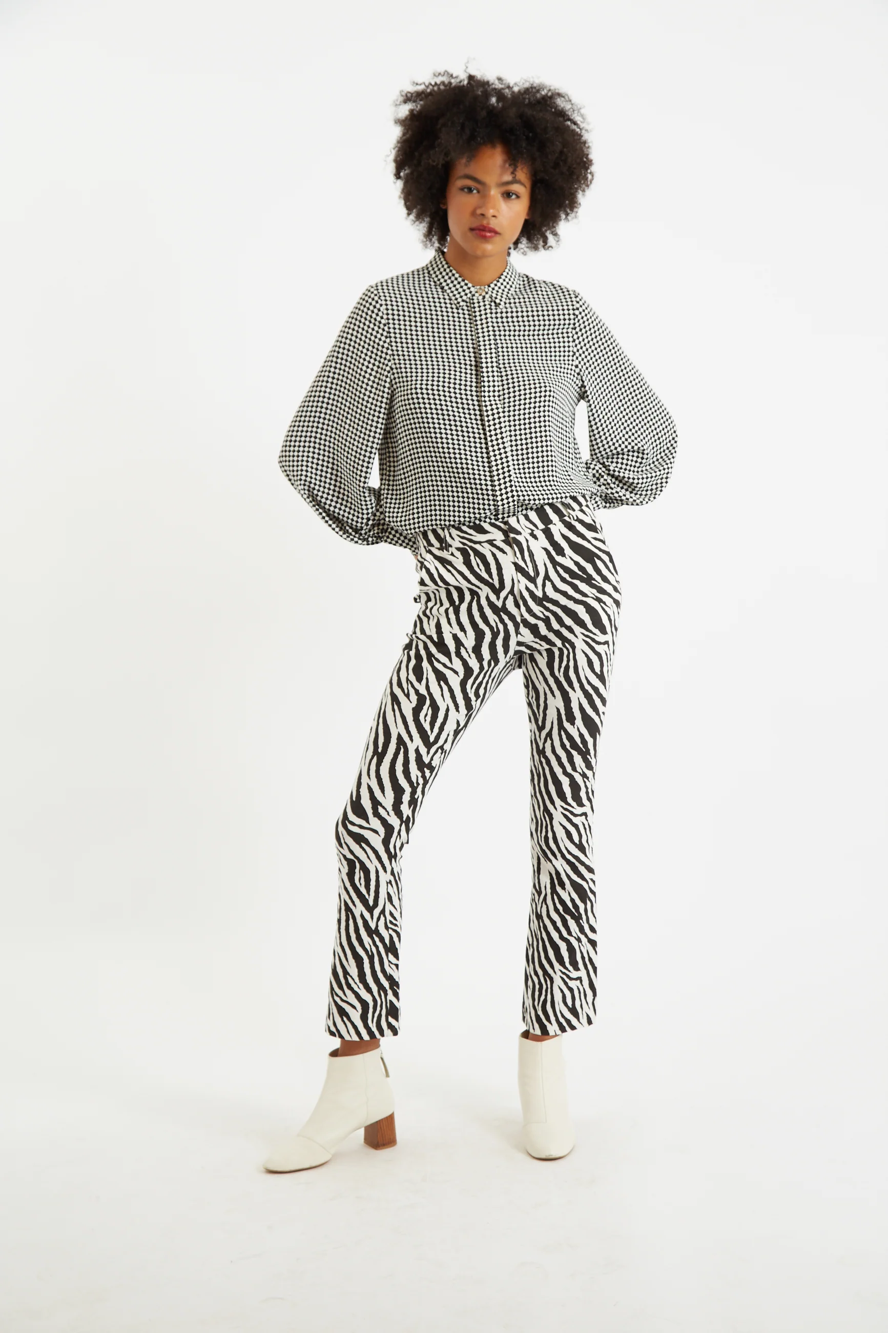Louche Janelyn Zebra Flared Slim Fit Trouser - Image 4