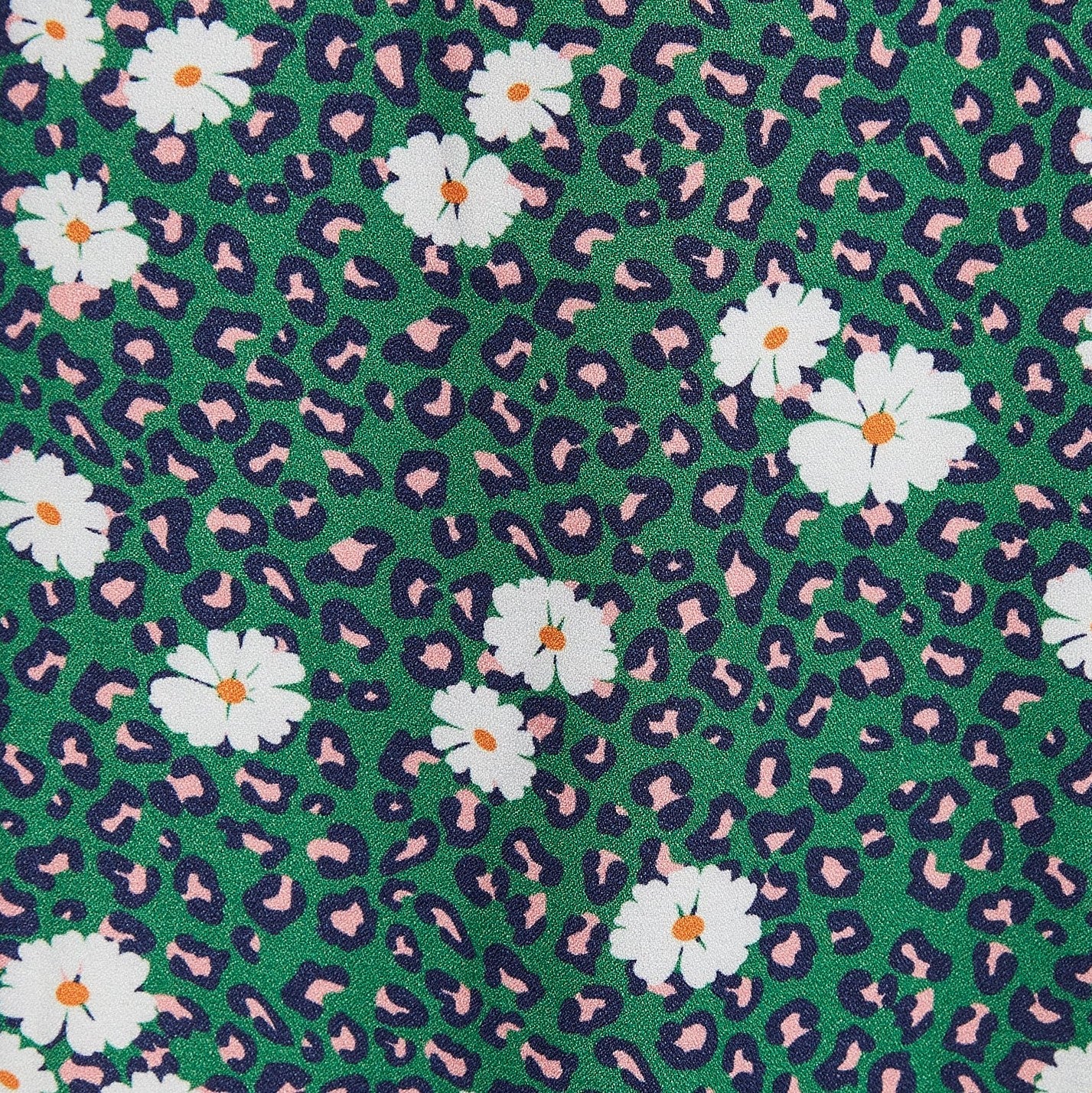 Liv Roaring Daisy Print Long Sleeve Midi Dress - Green - Image 6