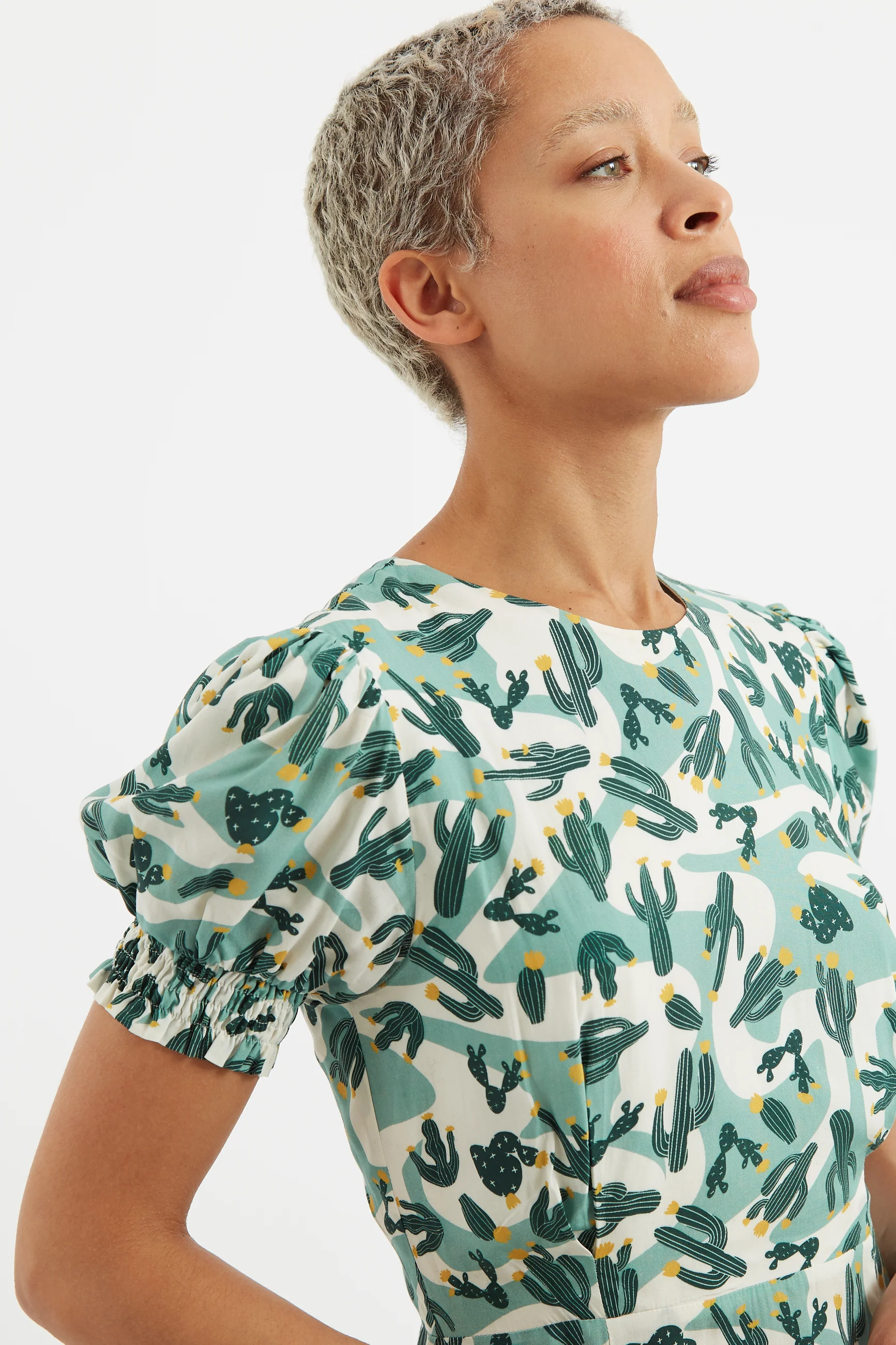 Romola Arizona Laced Back Midi Dress - Image 4