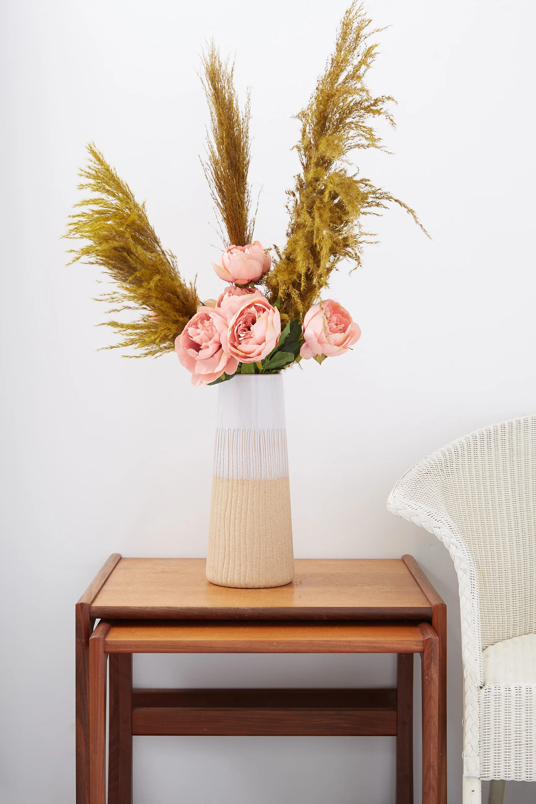 3 Stems of Khaki Dried Pampas Grass - Image 3