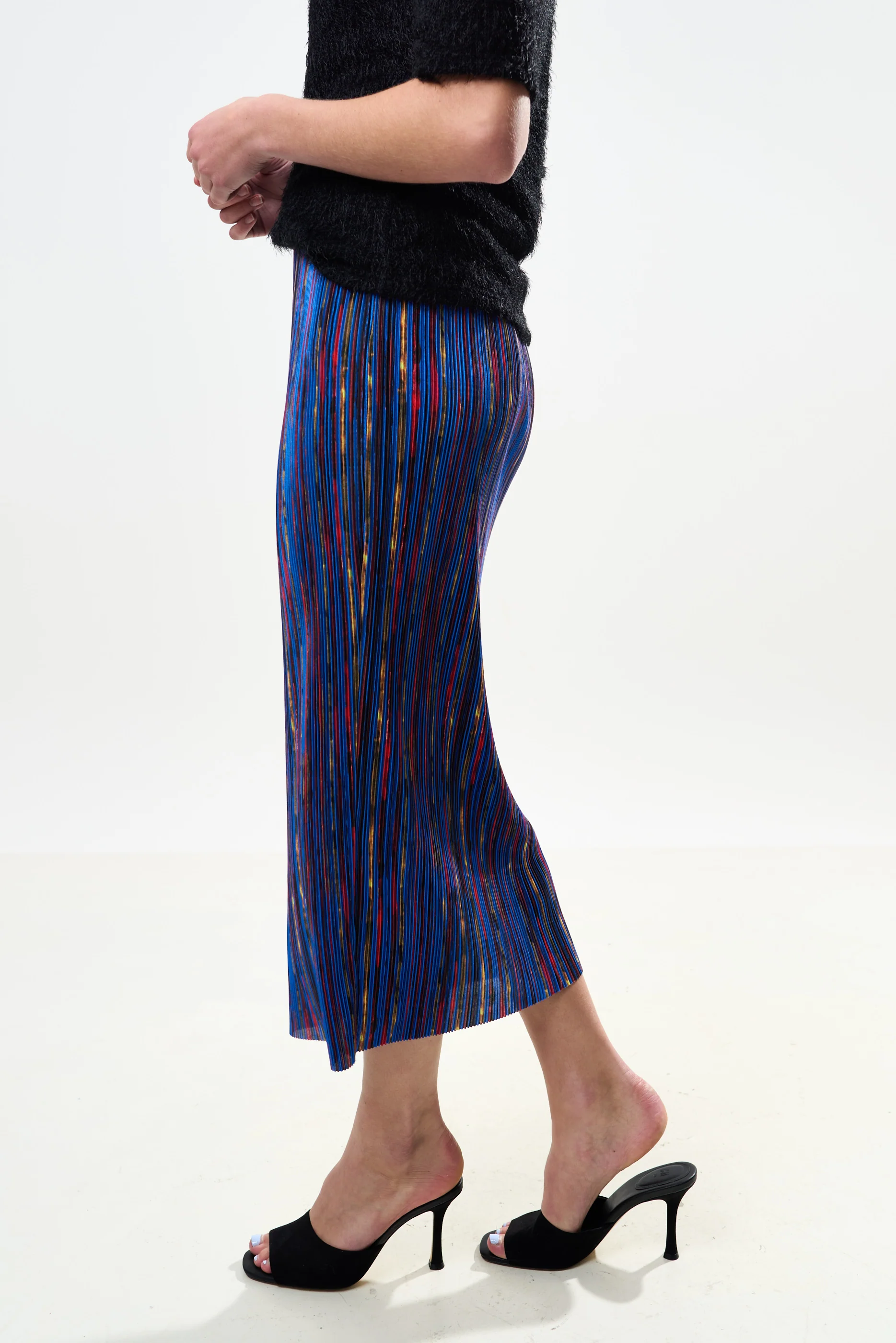 Maylis Abstract Print Pleat Midi Skirt - Image 4