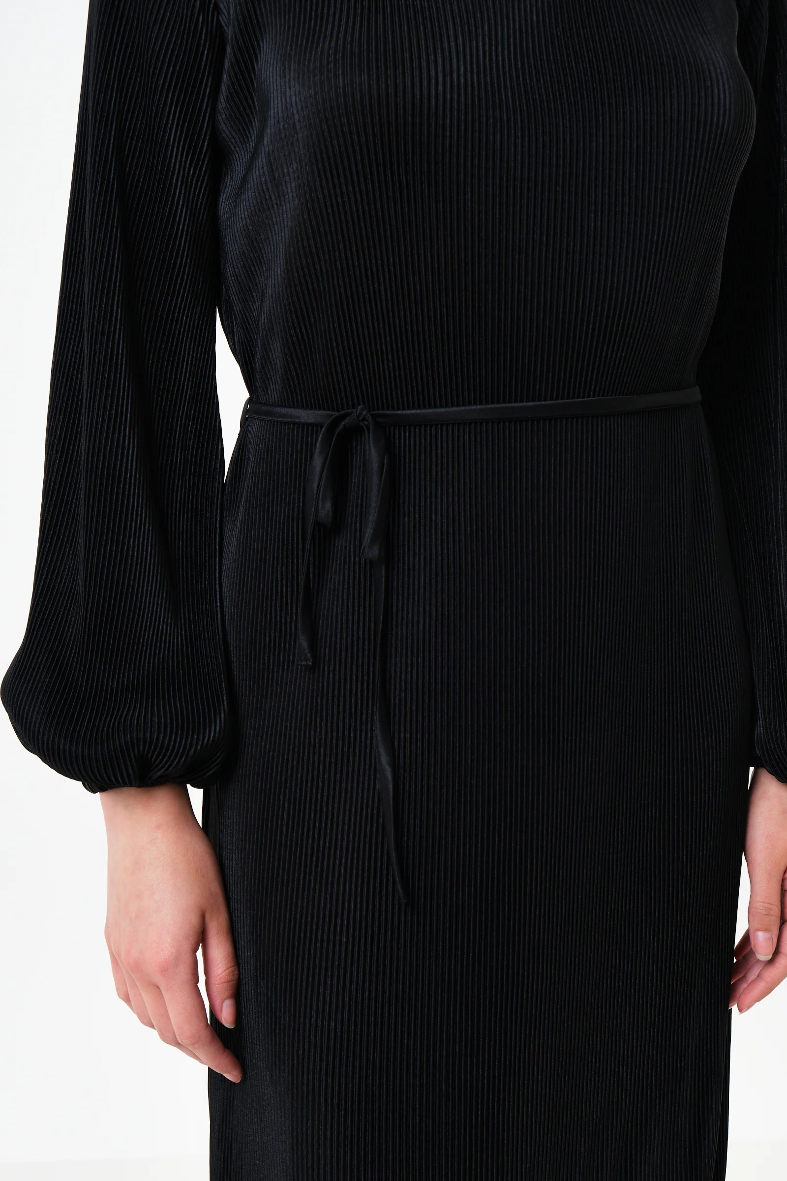 Milene Pleat Long Sleeve Midi Dress - Black - Image 3