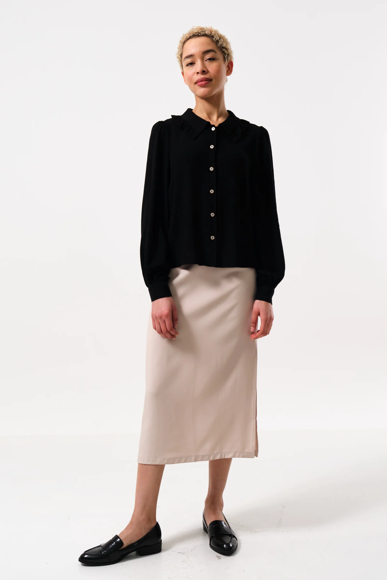 Padma Long Sleeve Shirt in Black - Image 3