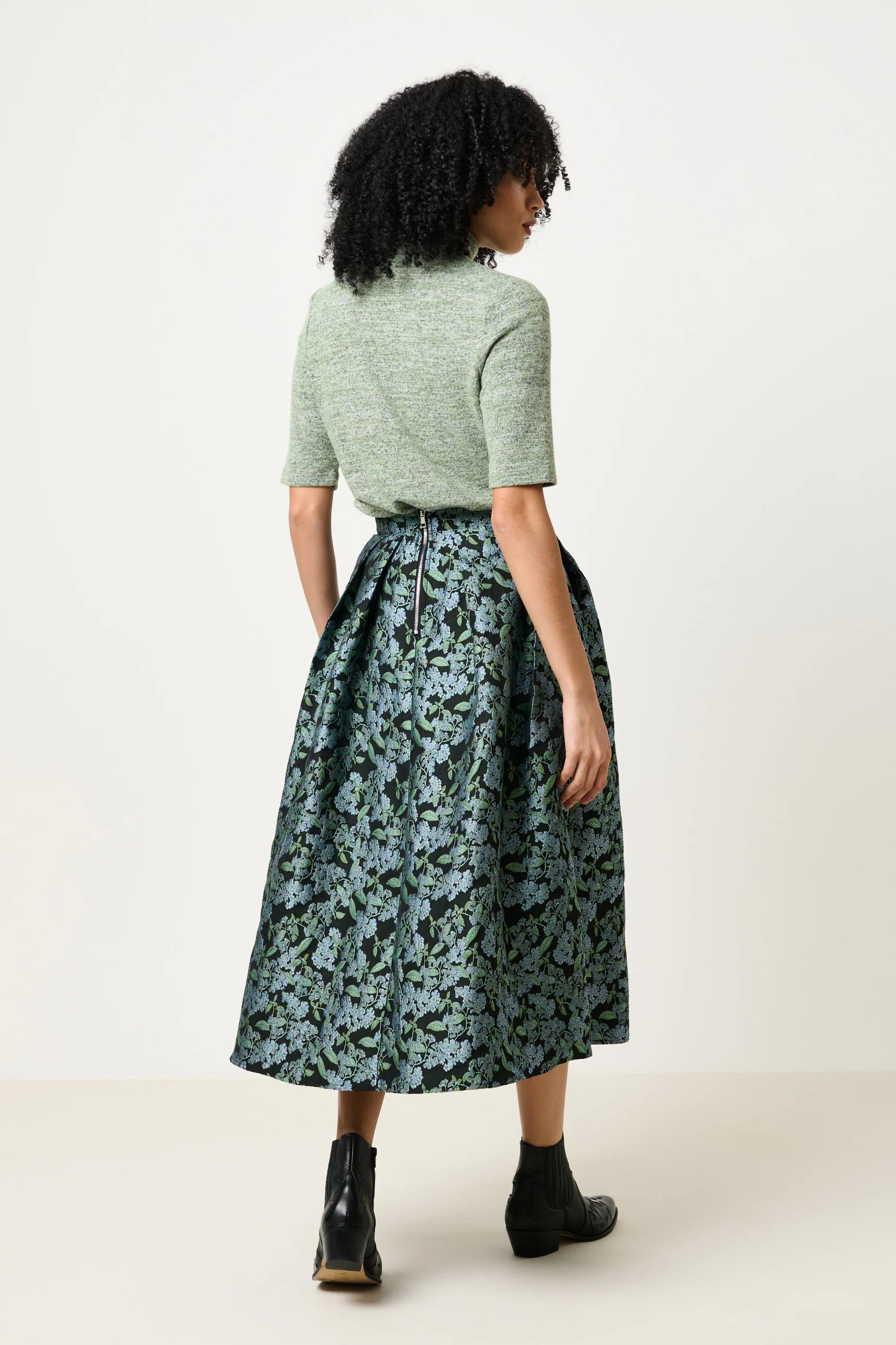 Pasadena Blossom Jacquard Midi Skirt - Image 3