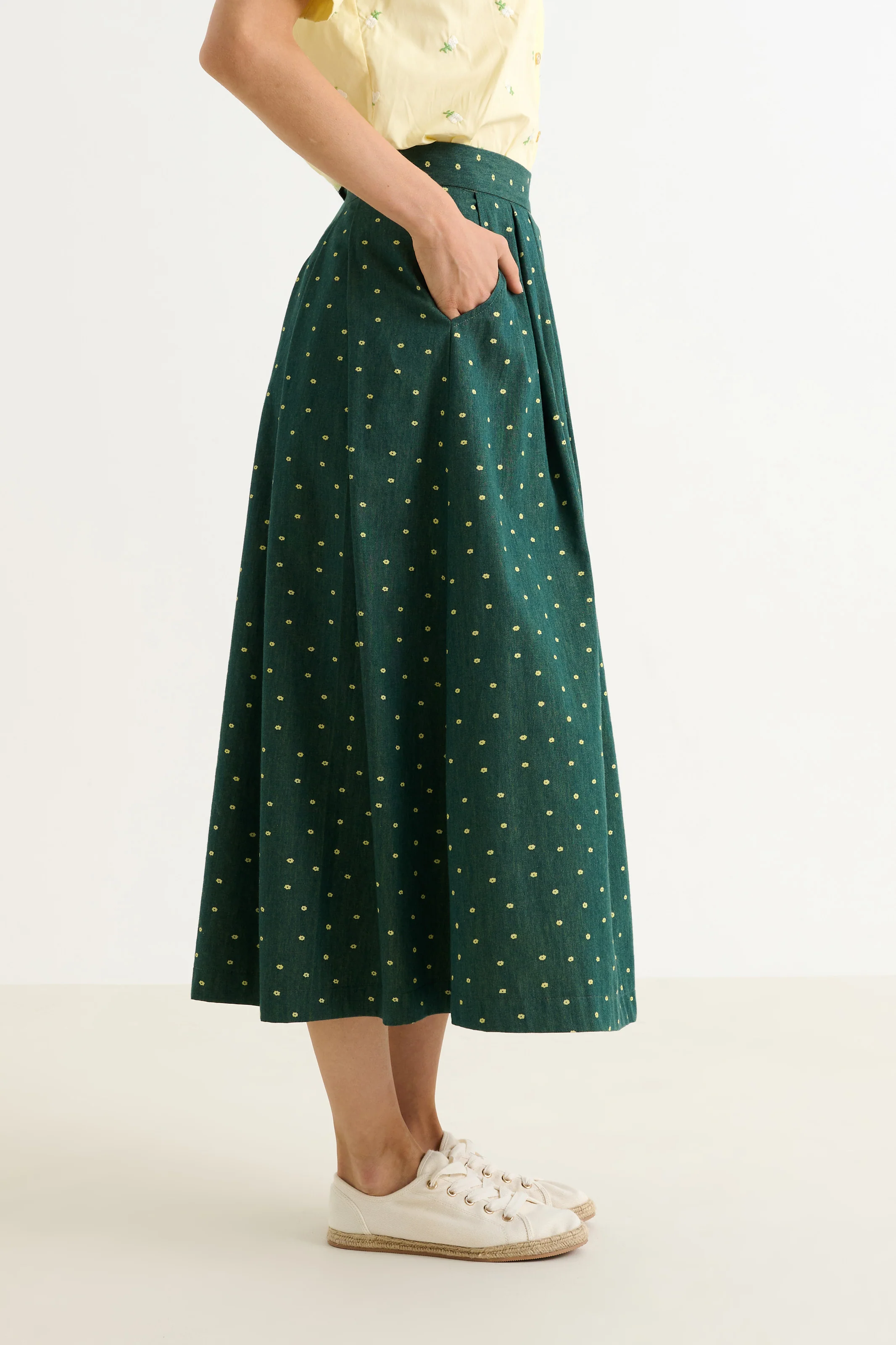 Pasadena Flower Dot Midaxi Skirt- Fern Green - Image 3
