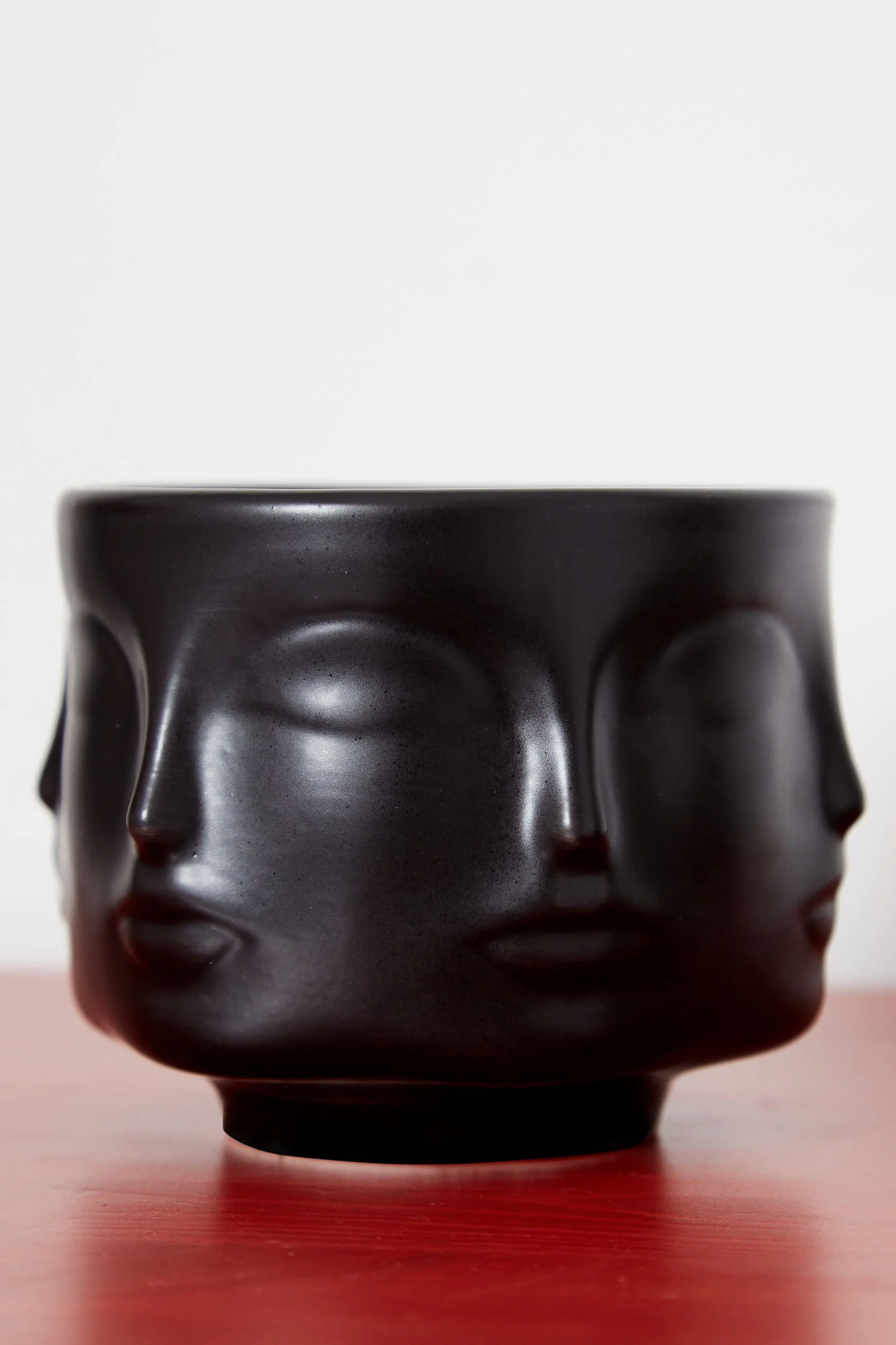 Relief Face Black Orchid Scented Candle - Image 4