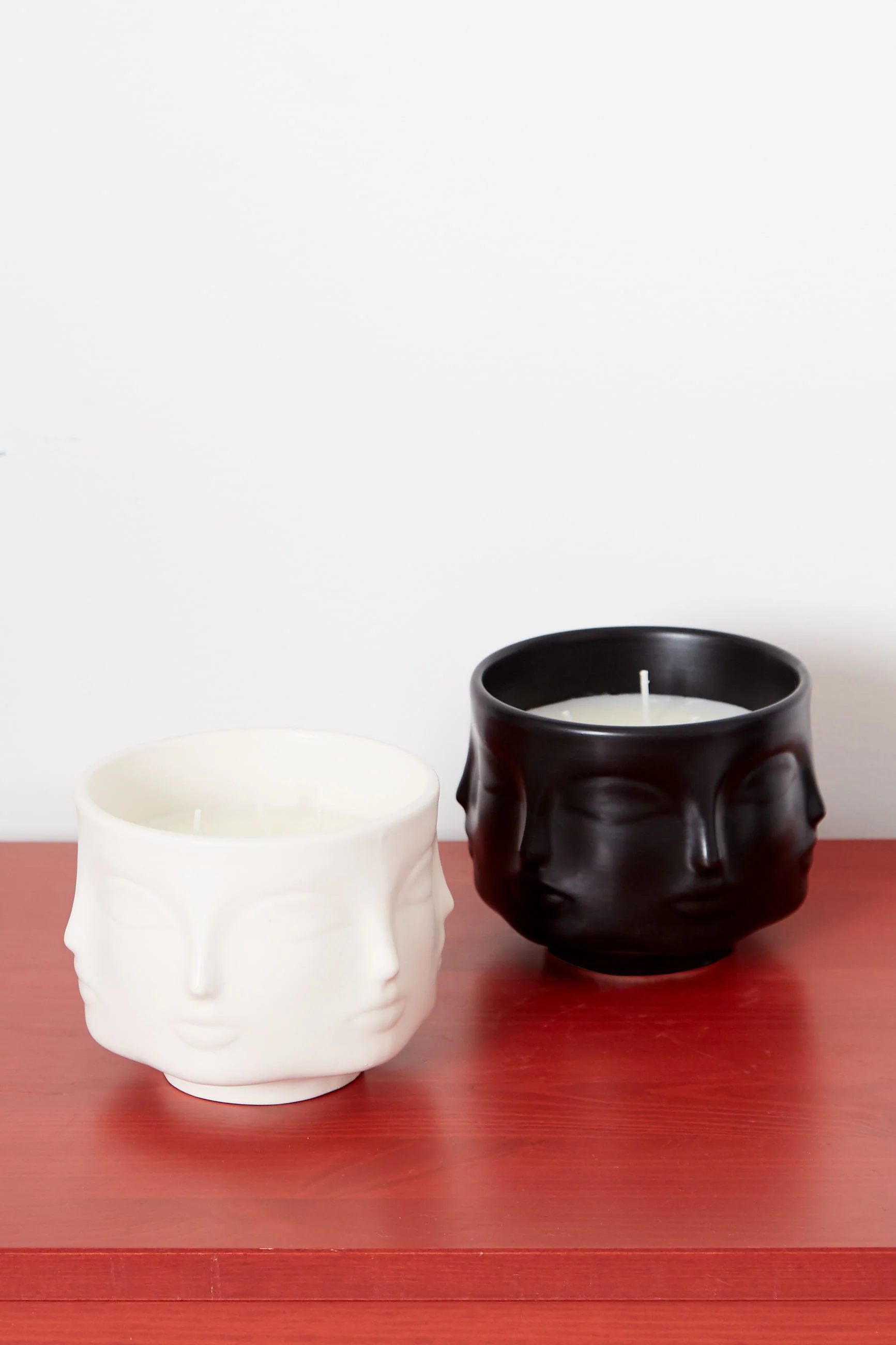 Relief Face Black Orchid Scented Candle - Image 5