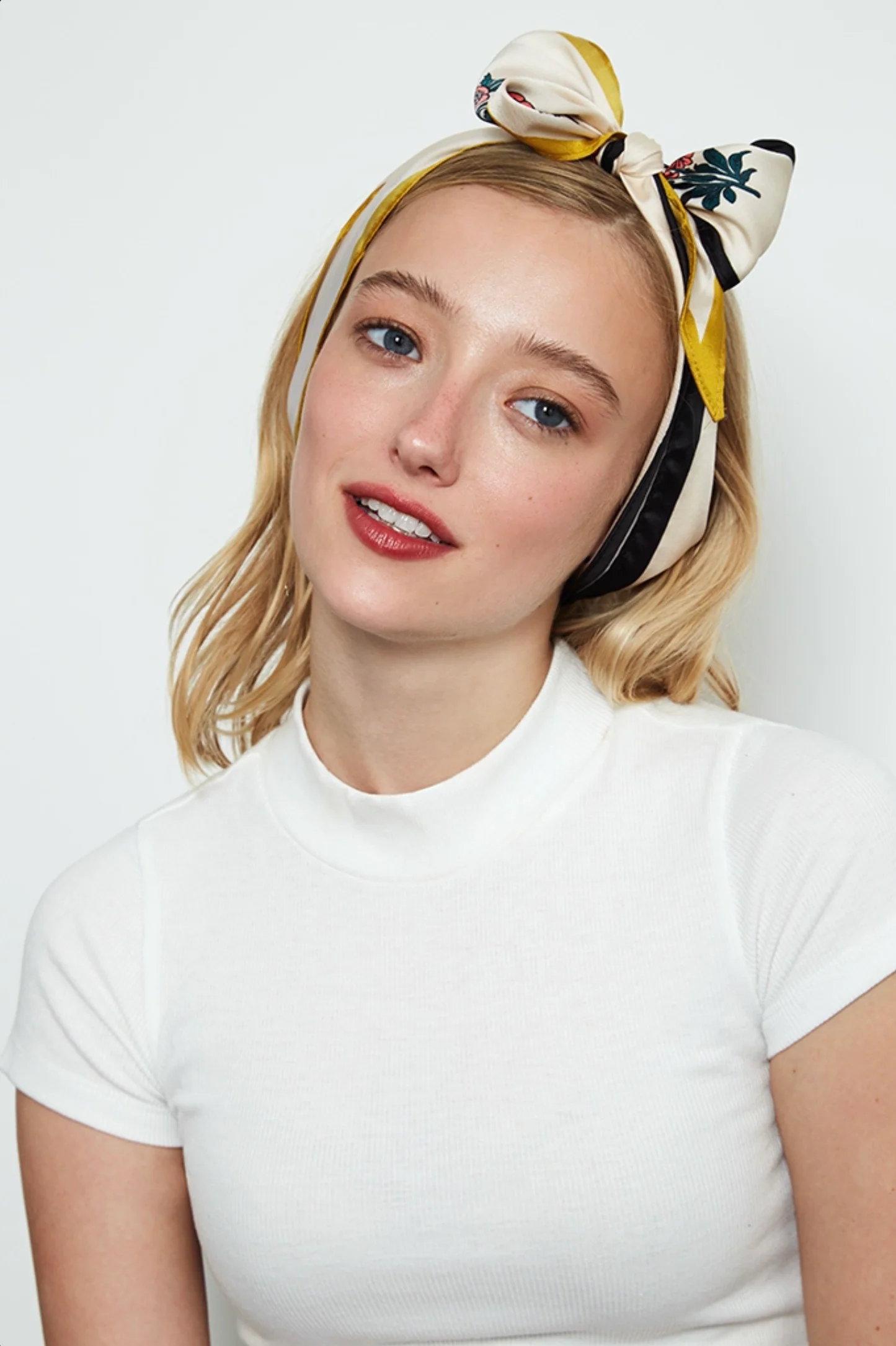 Rosalita Kite Shaped Scarf Black and Mustard - Image 2