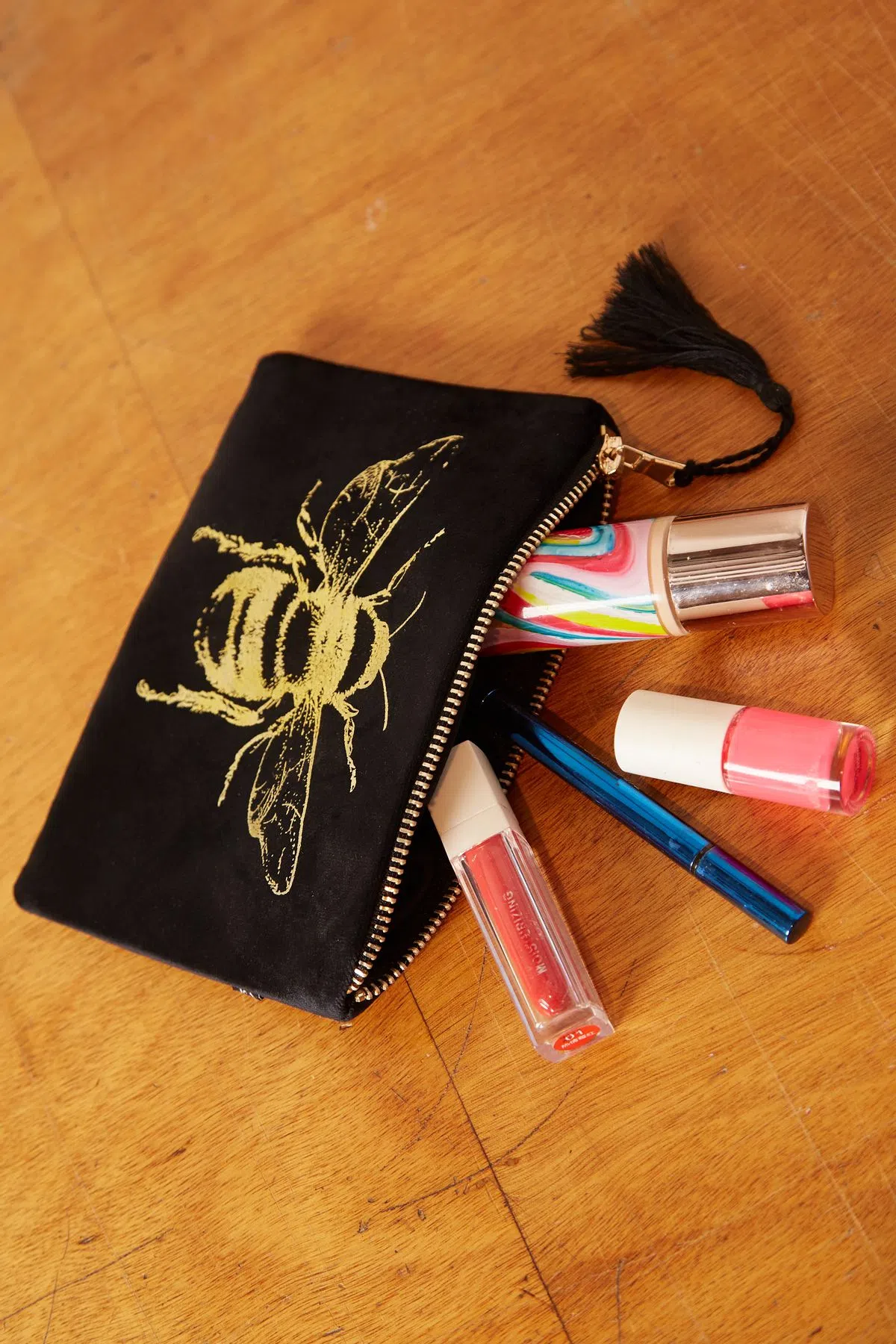 Single Gold Bee Velvet Make Up Bag - Image 3