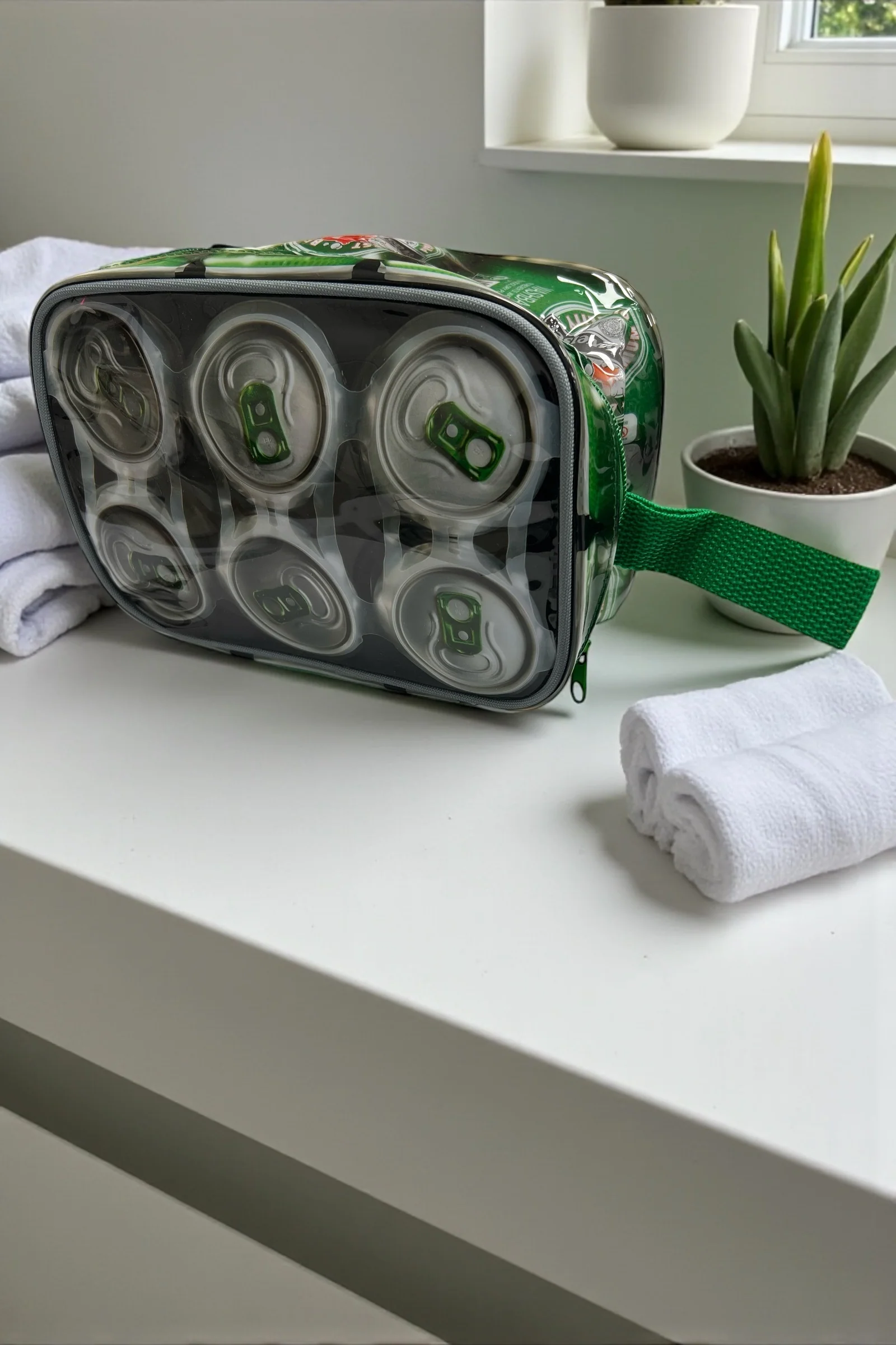 Six Pack Washbag - Image 2