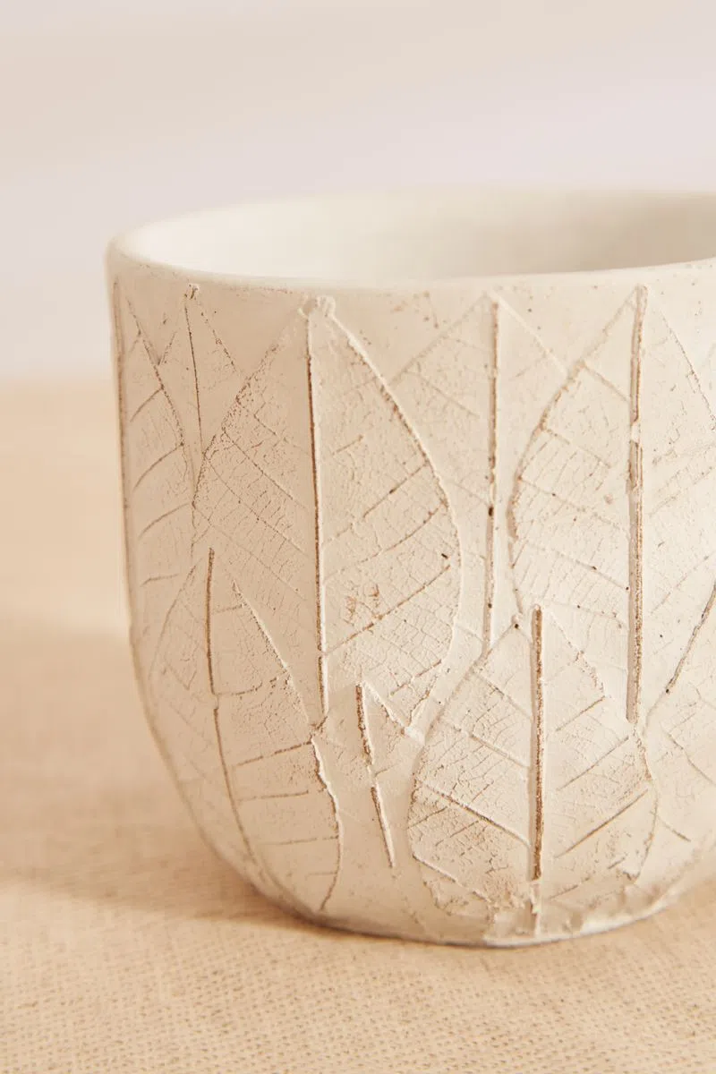 White Embossed Leaf Planter - Image 2